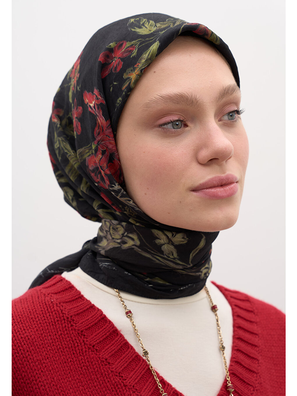 Garden Joy Desen Pamuklu Viskon Eşarp Siyah-1