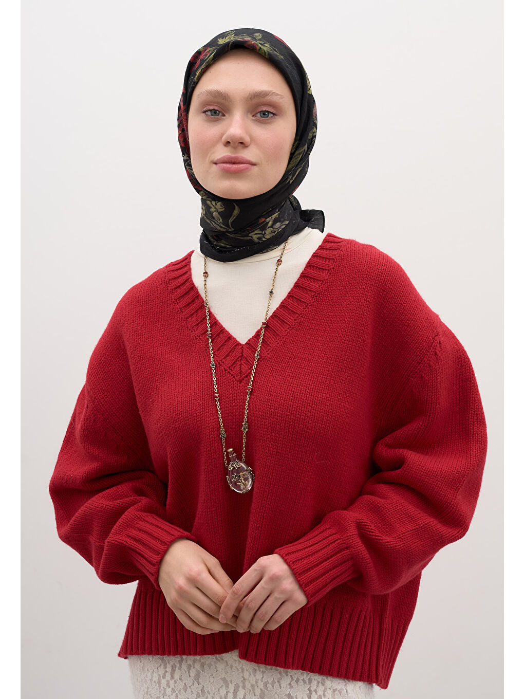 Garden Joy Desen Pamuklu Viskon Eşarp Siyah-3