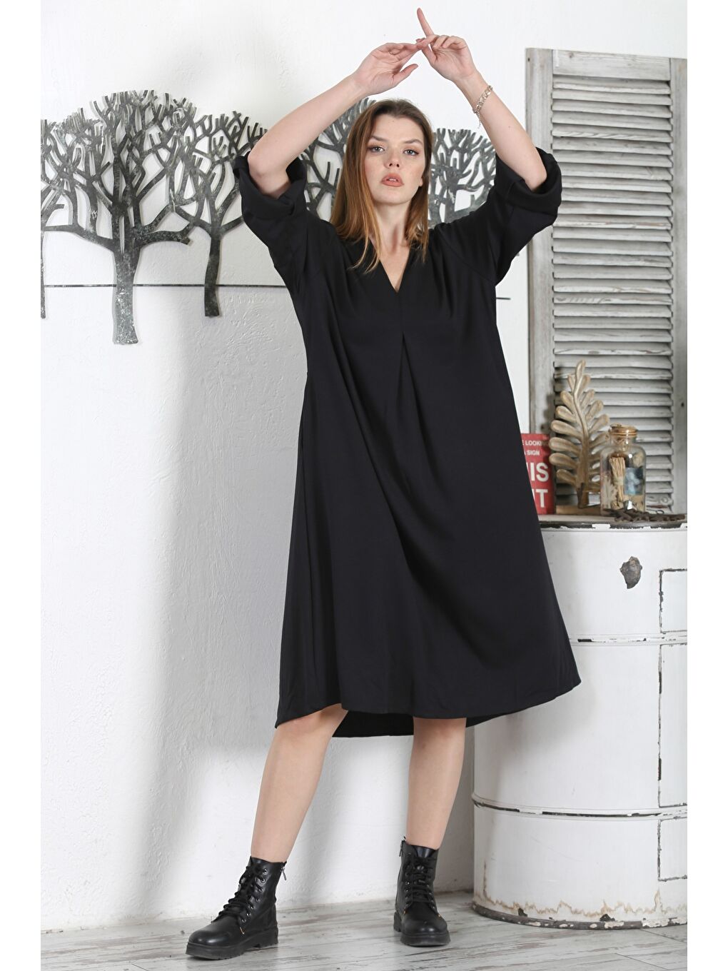 Siyah V Yaka Düğmeli Uzun Kollu Gizli Cepli Casual Uzun Dokuma Elbise-5