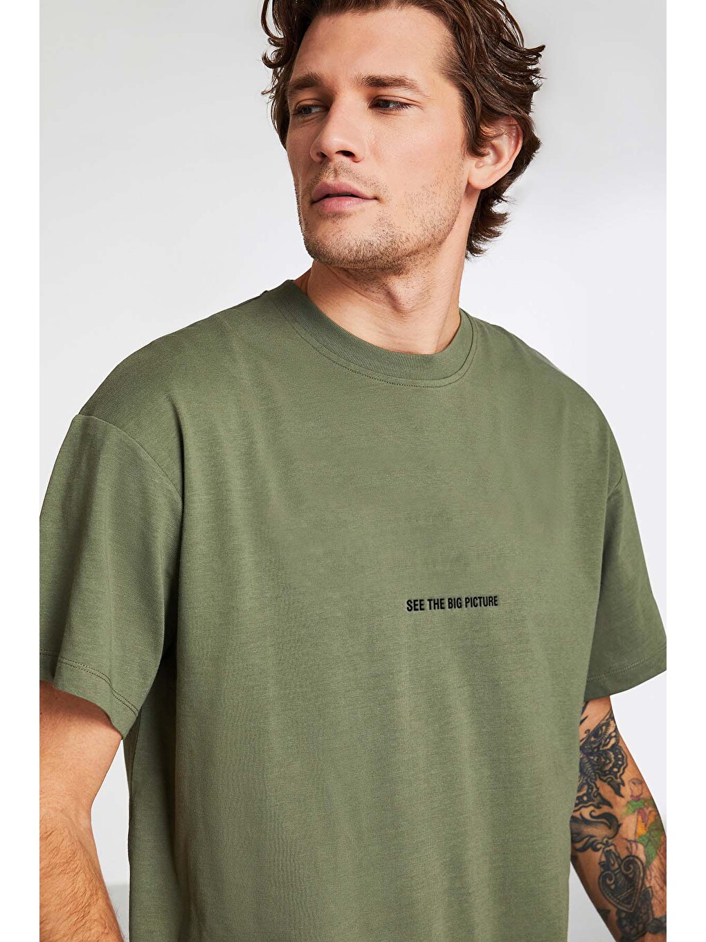 Haki RIVER Erkek Oversize Fit Bol Kesim Nakış İşlemeli Basic Örme HAKİ T-Shirt-1