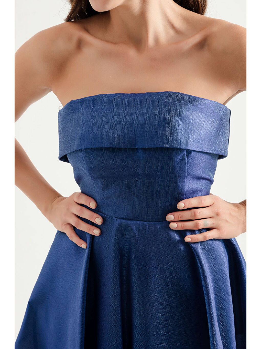 Kadın İndigo Straplez Kloş Kesim Tül Abiye Elbise-2