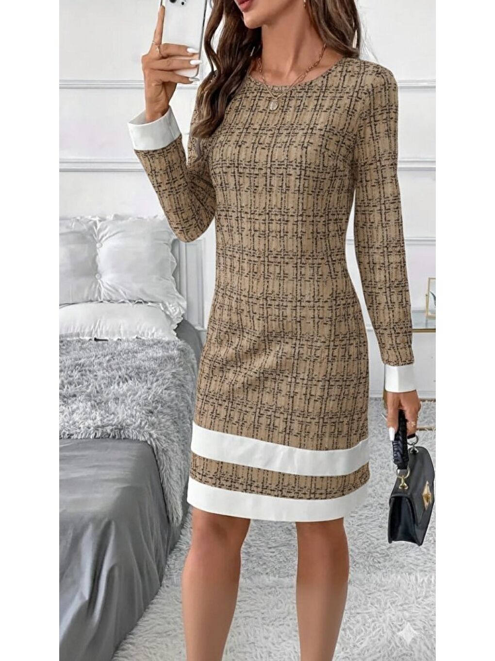 Bej Kadın Uzun Kollu Yuvarlak Yaka Etek Ucu şerit Detaylı Mini Dokuma Elbise