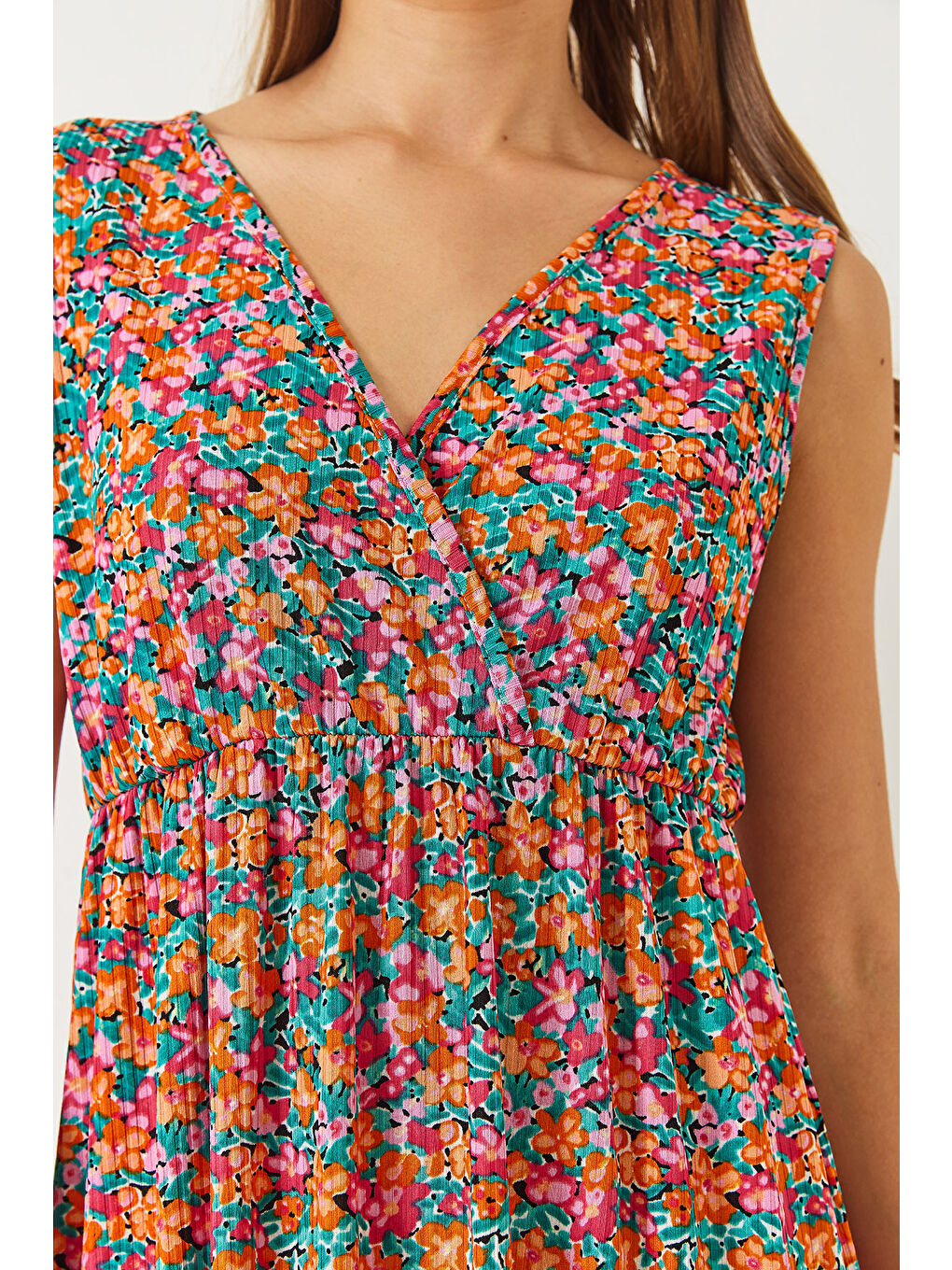 Karışık Kadın Kruvaze Yaka Kolsuz Çiçek Desenli Maxi Elbise-6