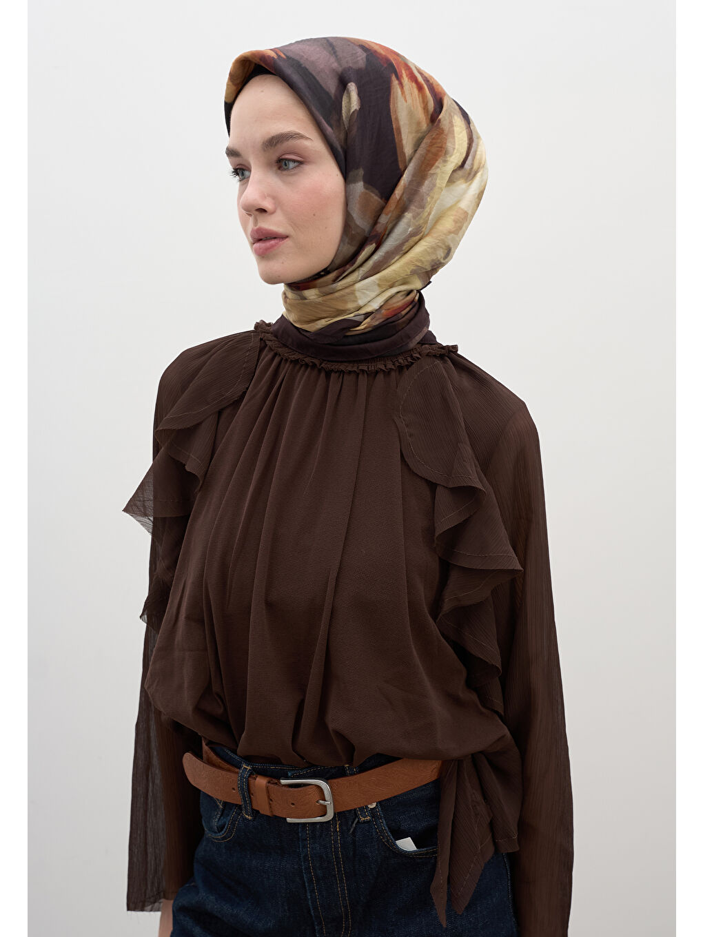 Kahverengi Gardenıa Desen Pamuklu Viskon Eşarp Kahve