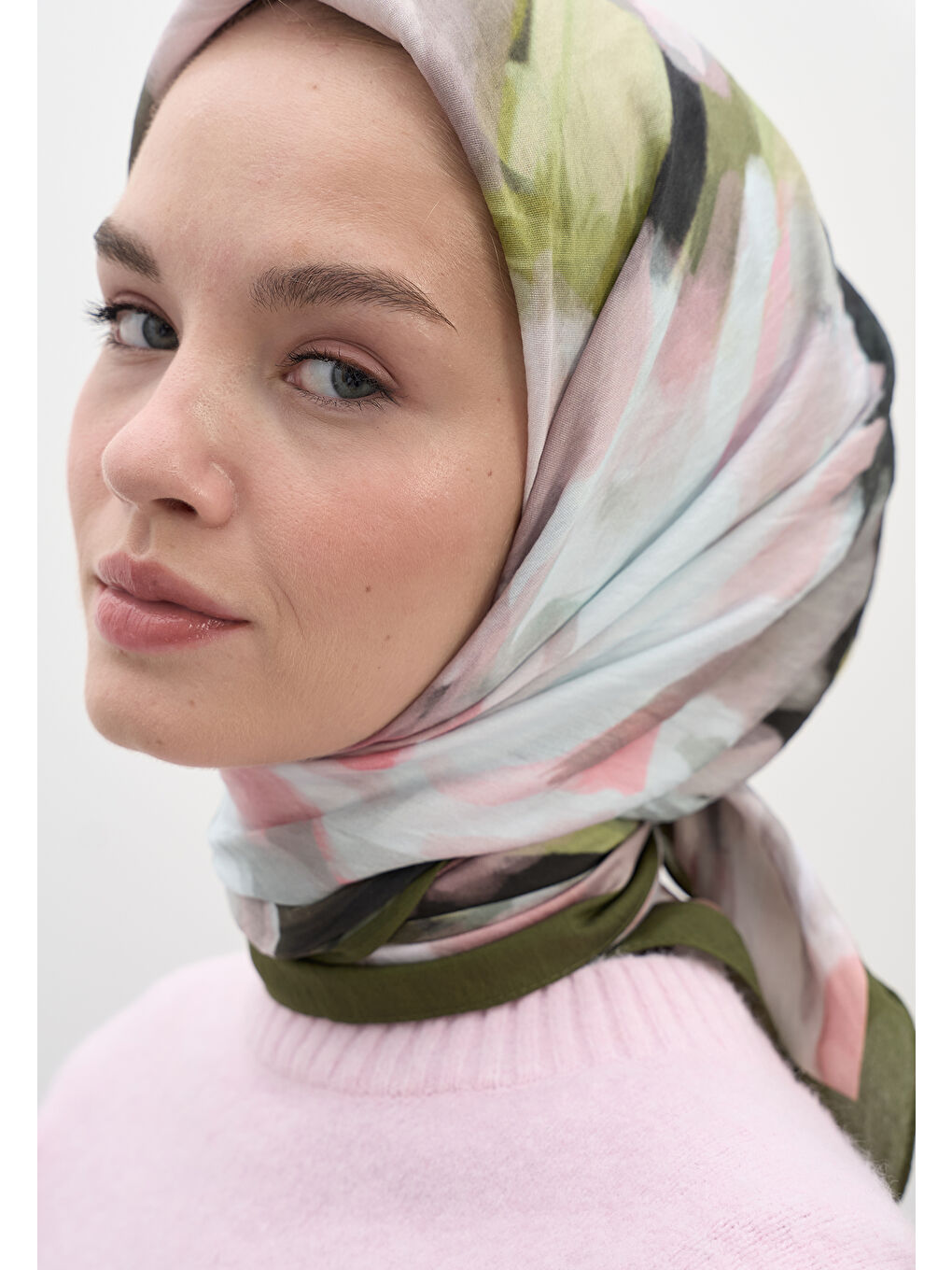 Gardenıa Desen Pamuklu Viskon Eşarp Yeşil-3