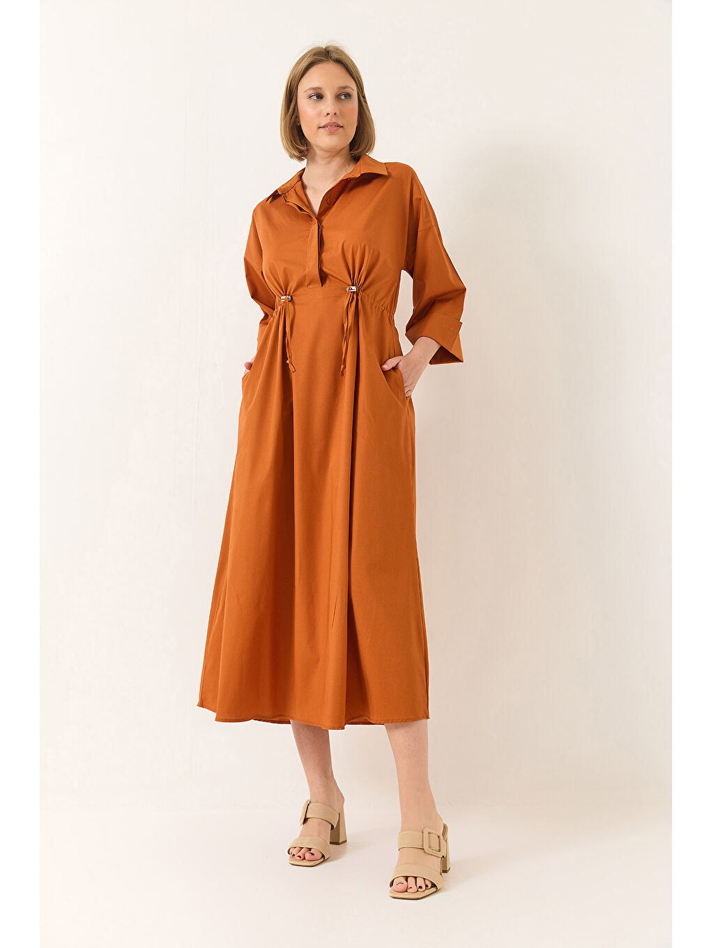 Turuncu Kadın Bel Ayarlamalı yarım Kollu Düğme Kapamalı Uzun Poplin Elbise-1