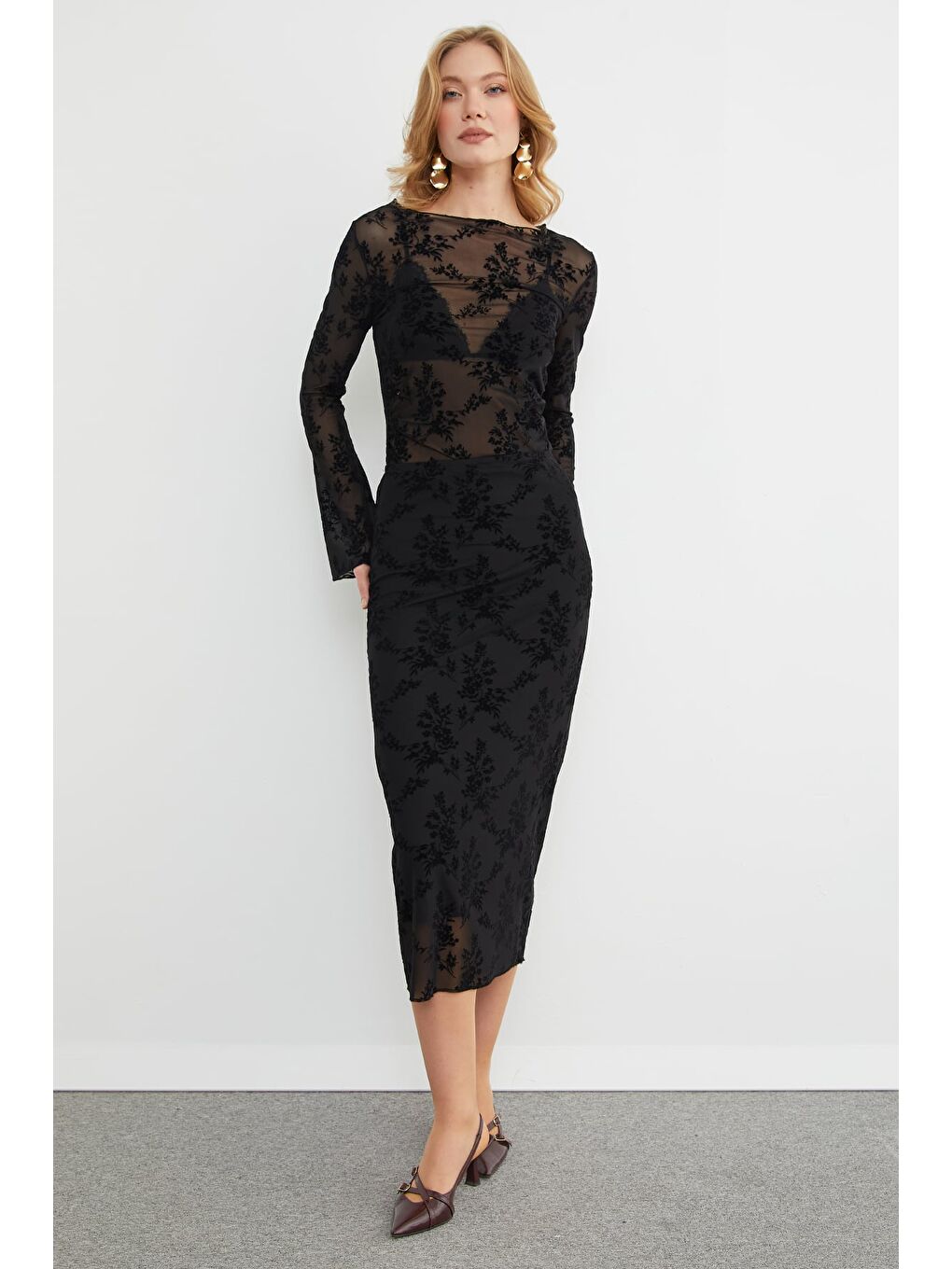 Siyah Beli Lastikli Çiçek Kabartmalı Astarlı Tül Etek-4