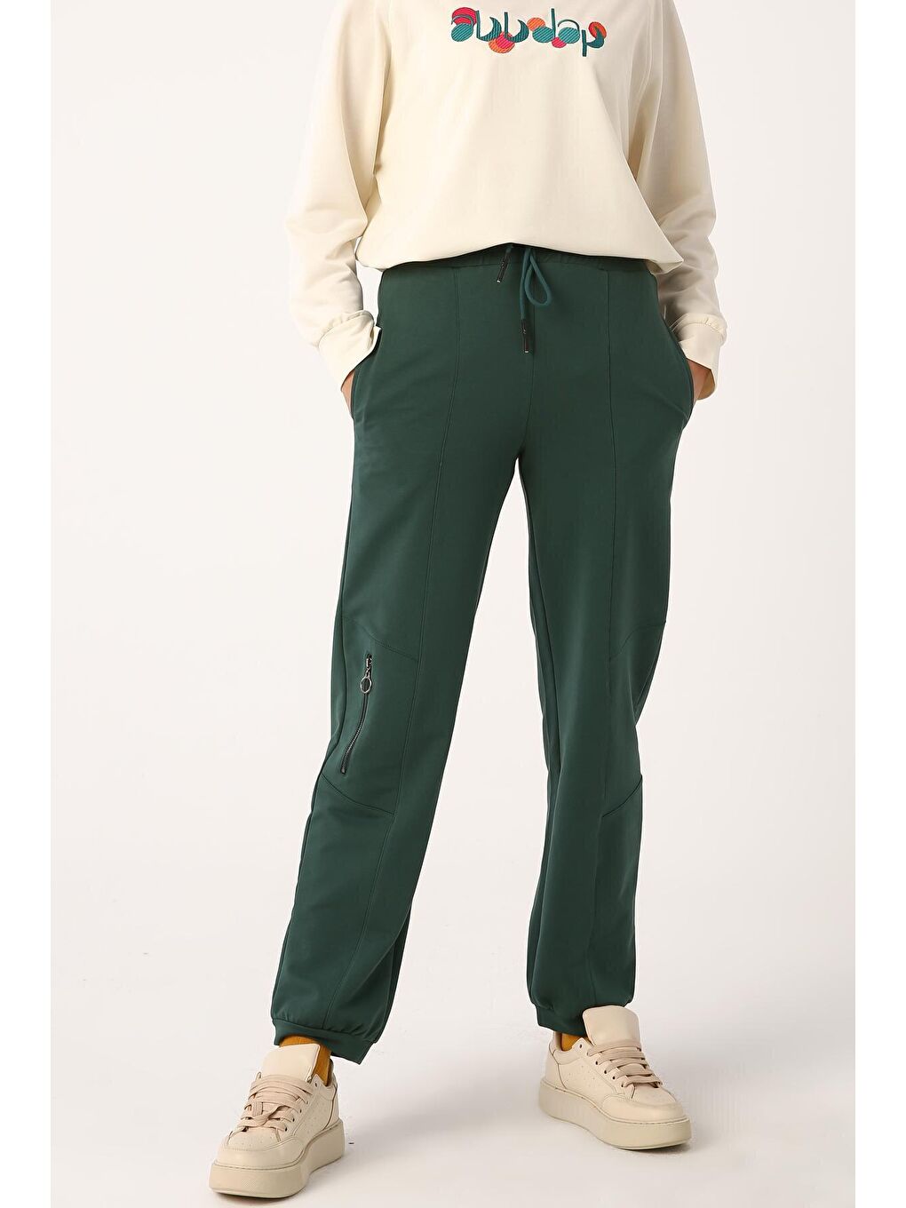 Zümrüt Yeşili Beli Lastikli Dizi Cep Detaylı Eşofman Altı-1