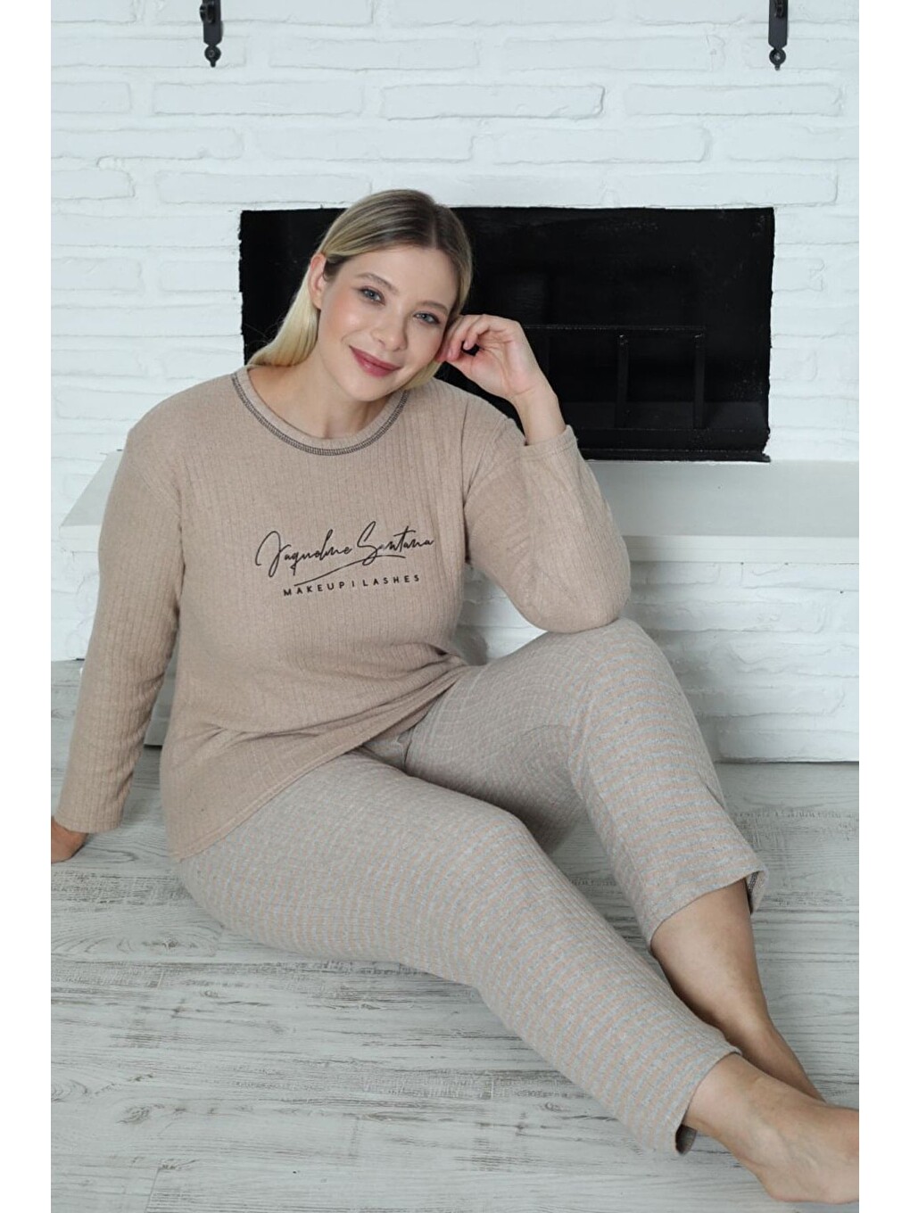 Bej Magic Baskılı Büyük Beden Pijama Takımı-1