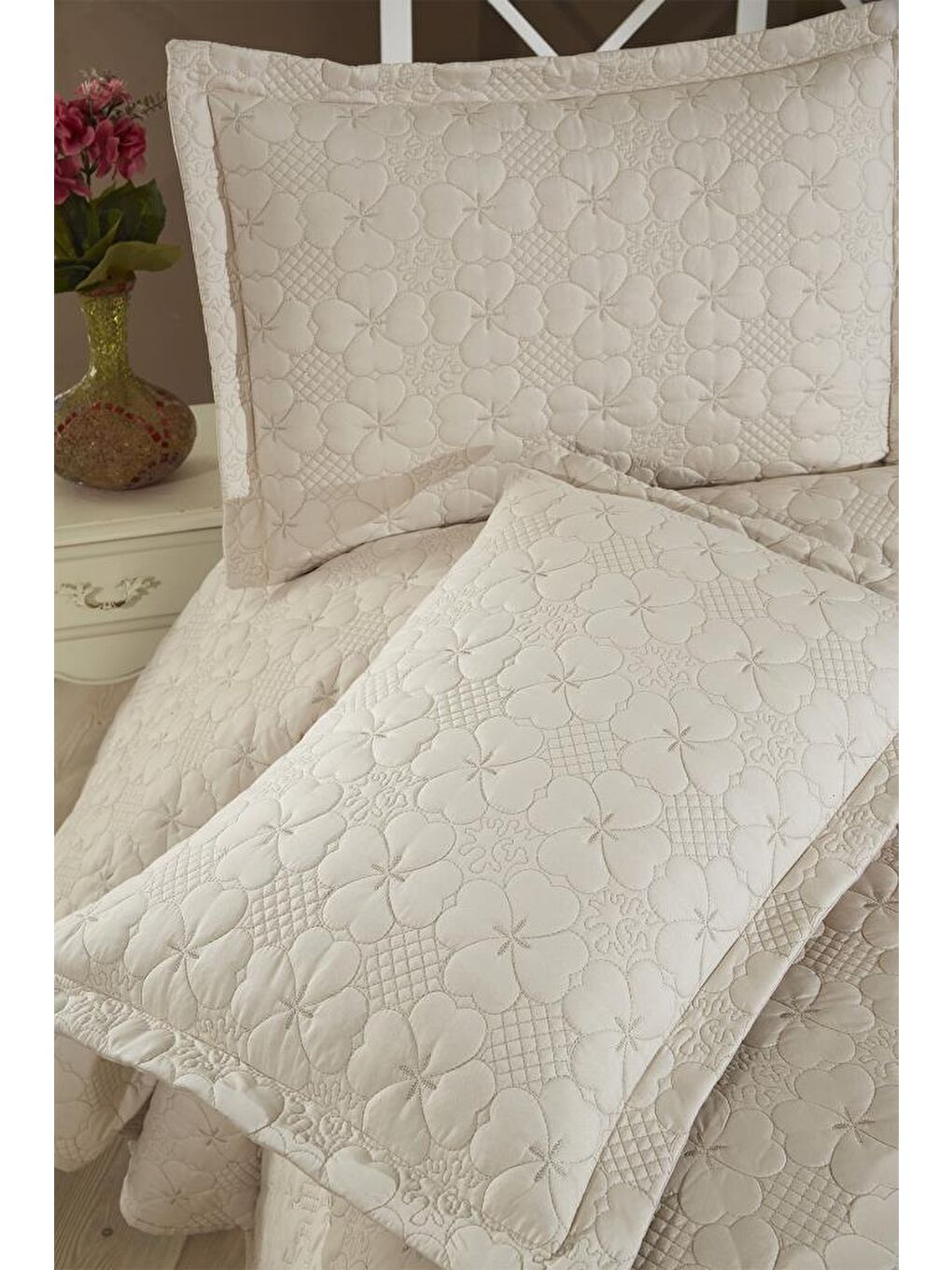 Lena Kapitoneli Çift Kişilik Yatak Örtüsü 230x240 Bej-3