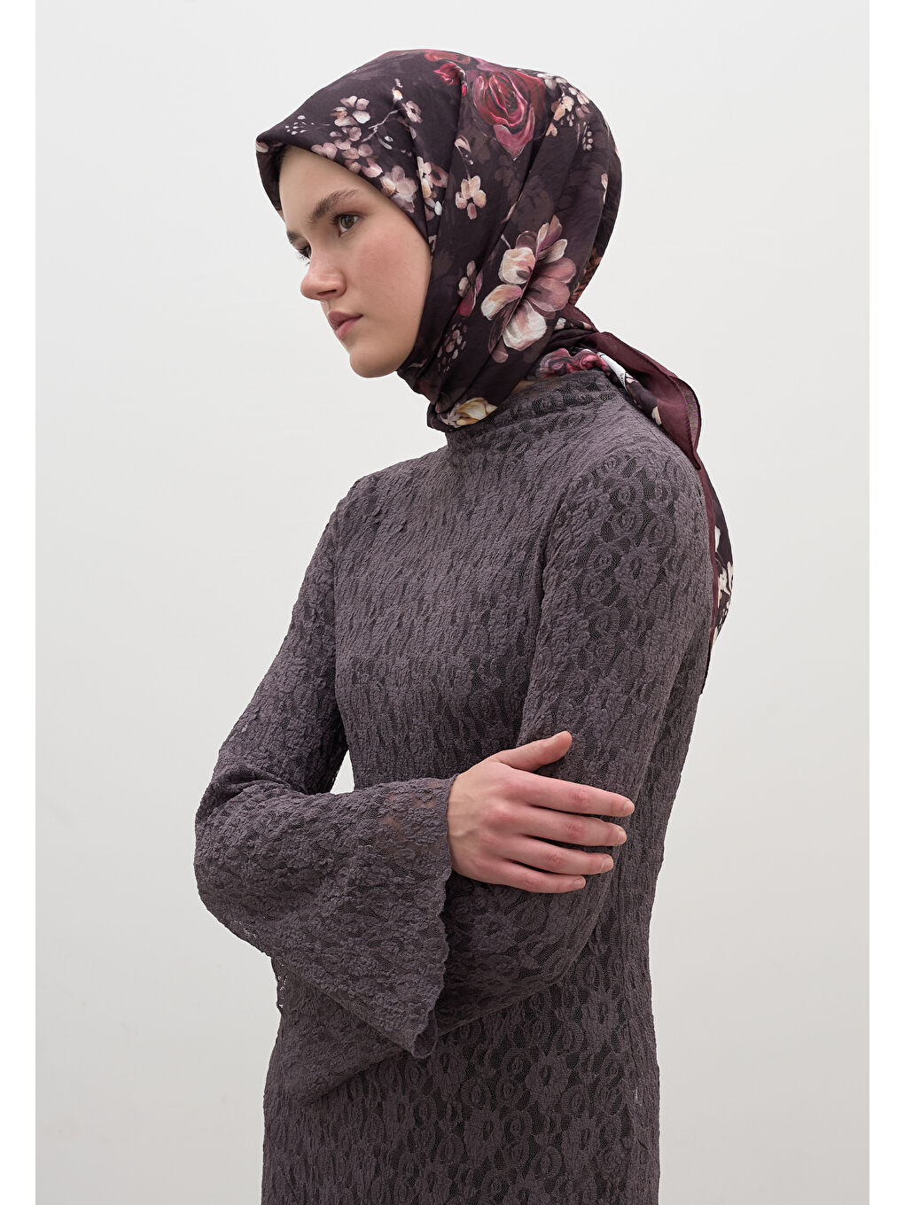 Mıdnıght Rose Desen Pamuklu Viskon Eşarp Bordo