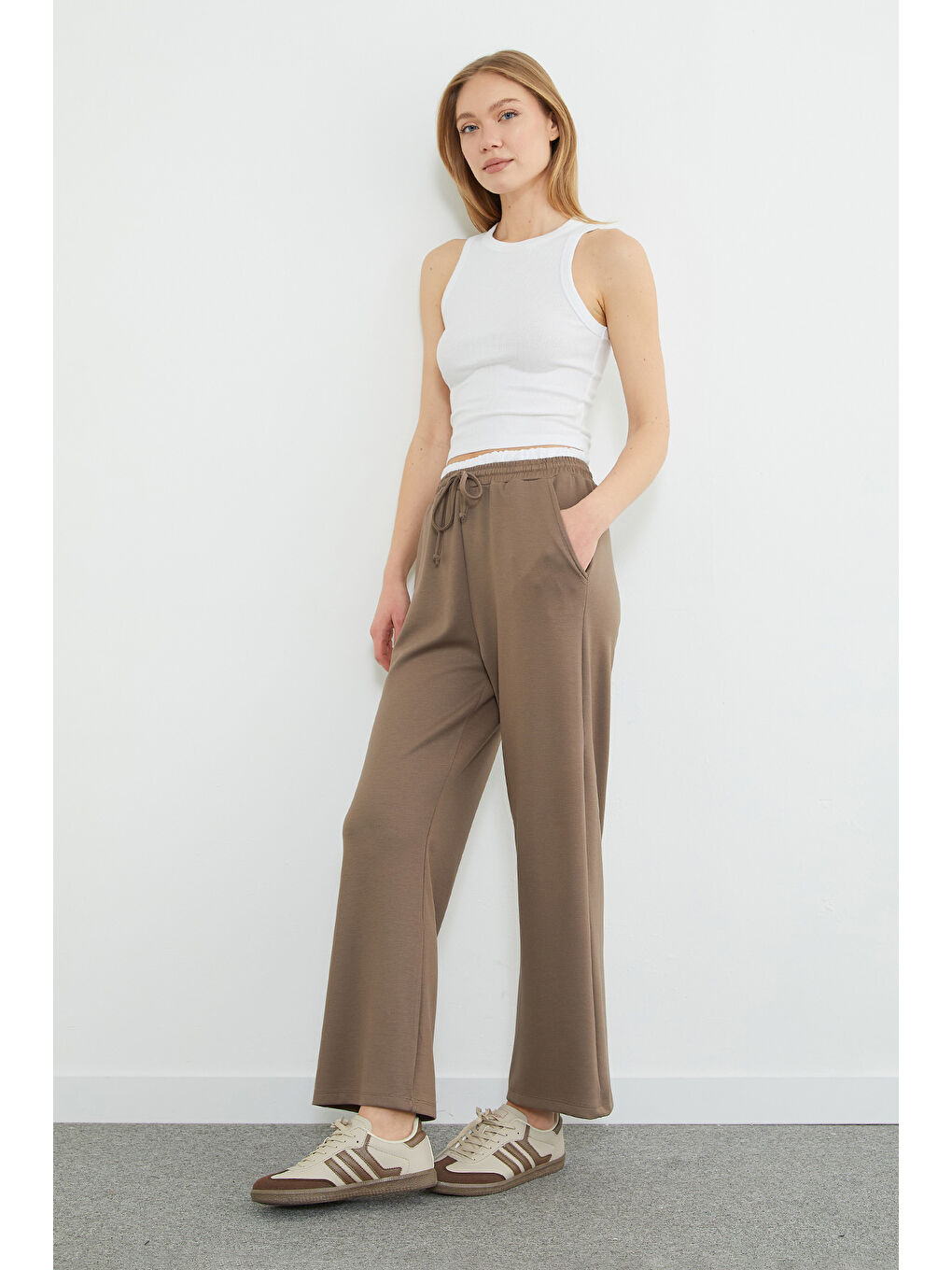 Bej Beli Garnili Cepli Modal Pantolon