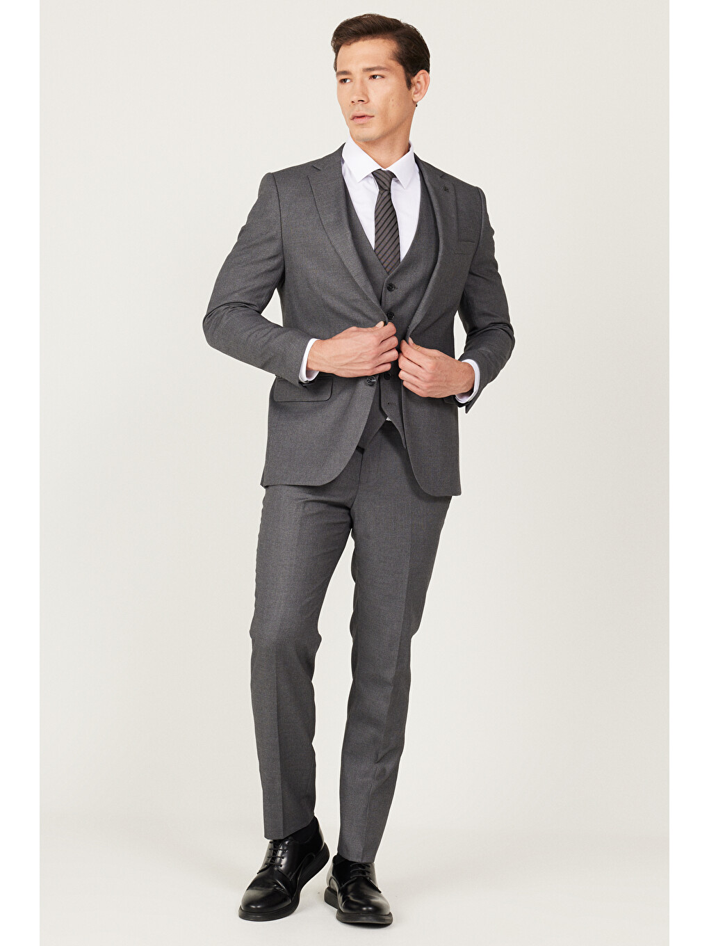 Erkek Antrasit Slim Fit Dar Kesim Mono Yaka Armürlü Yelekli Takım Elbise-5
