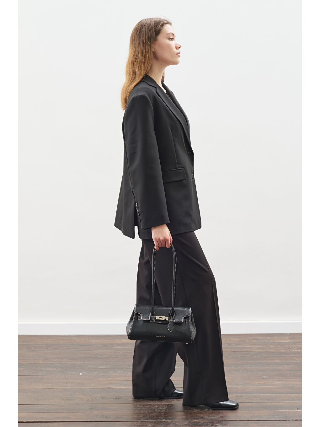 Toka Detaylı Kapaklı Çanta Siyah-2