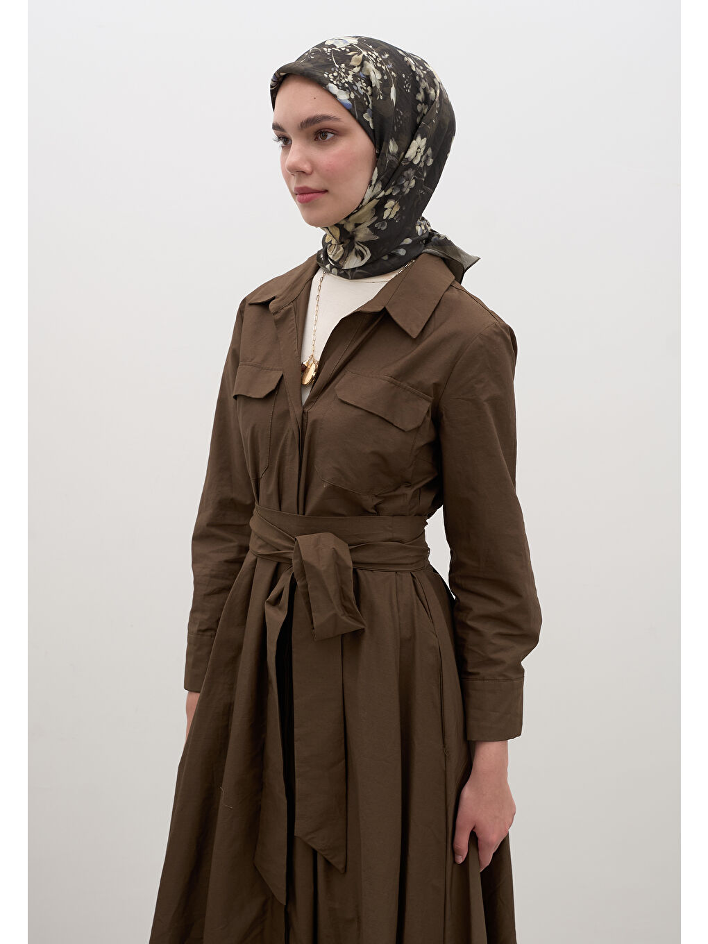 Mıdnıght Rose Desen Pamuklu Viskon Eşarp Haki