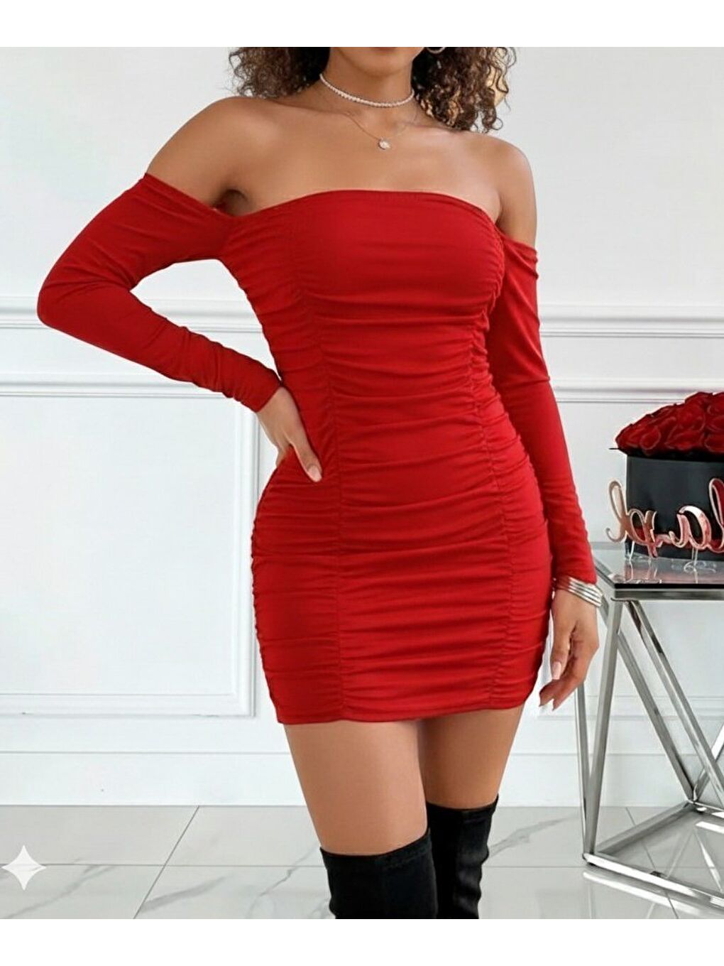 Kırmızı Kadın Uzun Kollu Omuzlardan Açık Takma Kollu Büzgülü Sandy Kısa Elbise-2