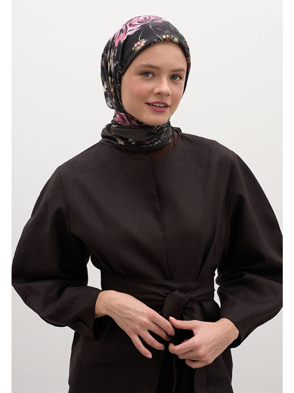 Kahverengi Mıdnıght Rose Desen Pamuklu Viskon Eşarp Acı Kahve-1