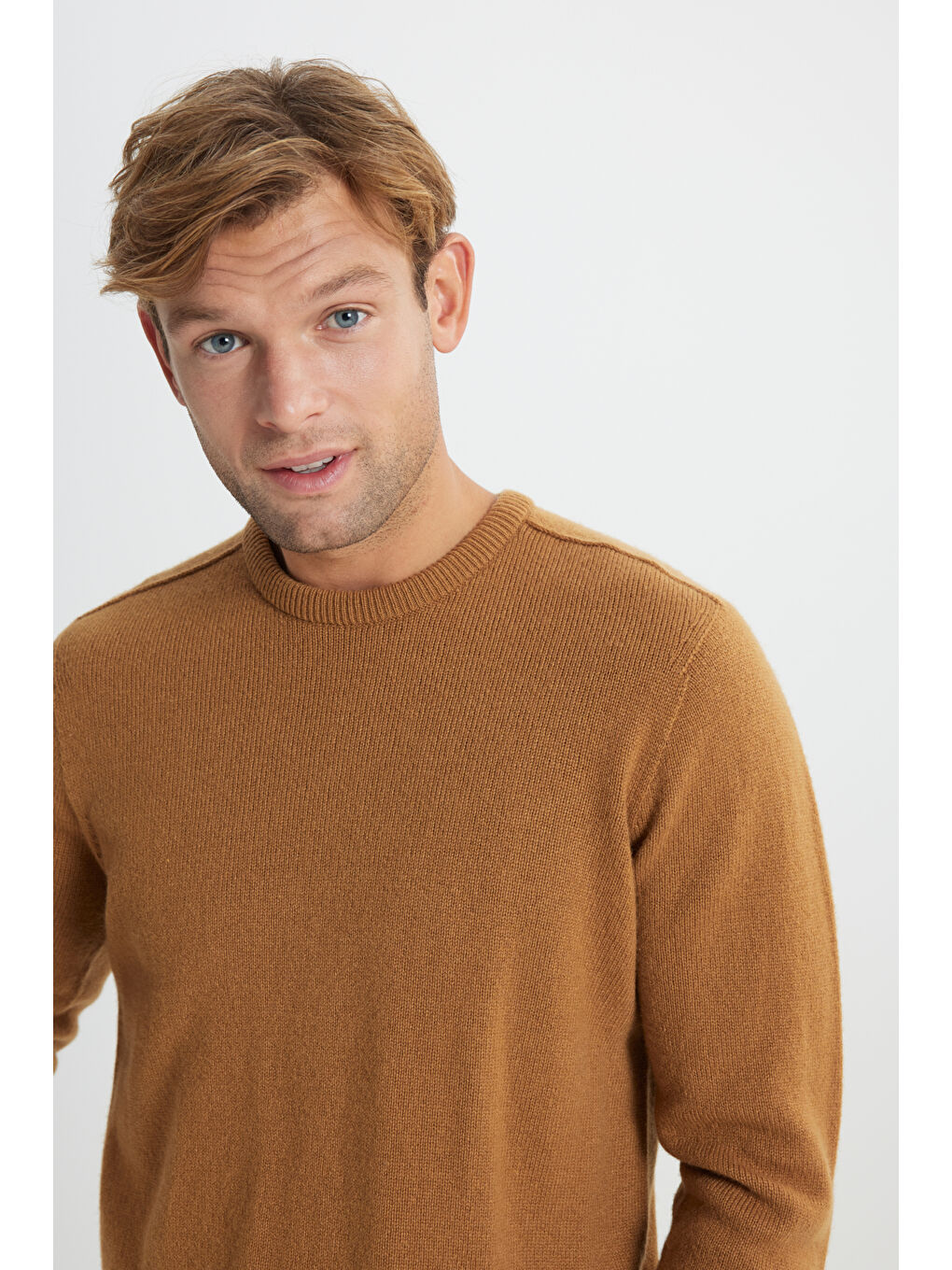 Kahverengi Erkek Camel Yünlü Dikişsiz Sıcak Tutan Normal Kesim Bisiklet Yaka Armürlü Triko Kazak-5