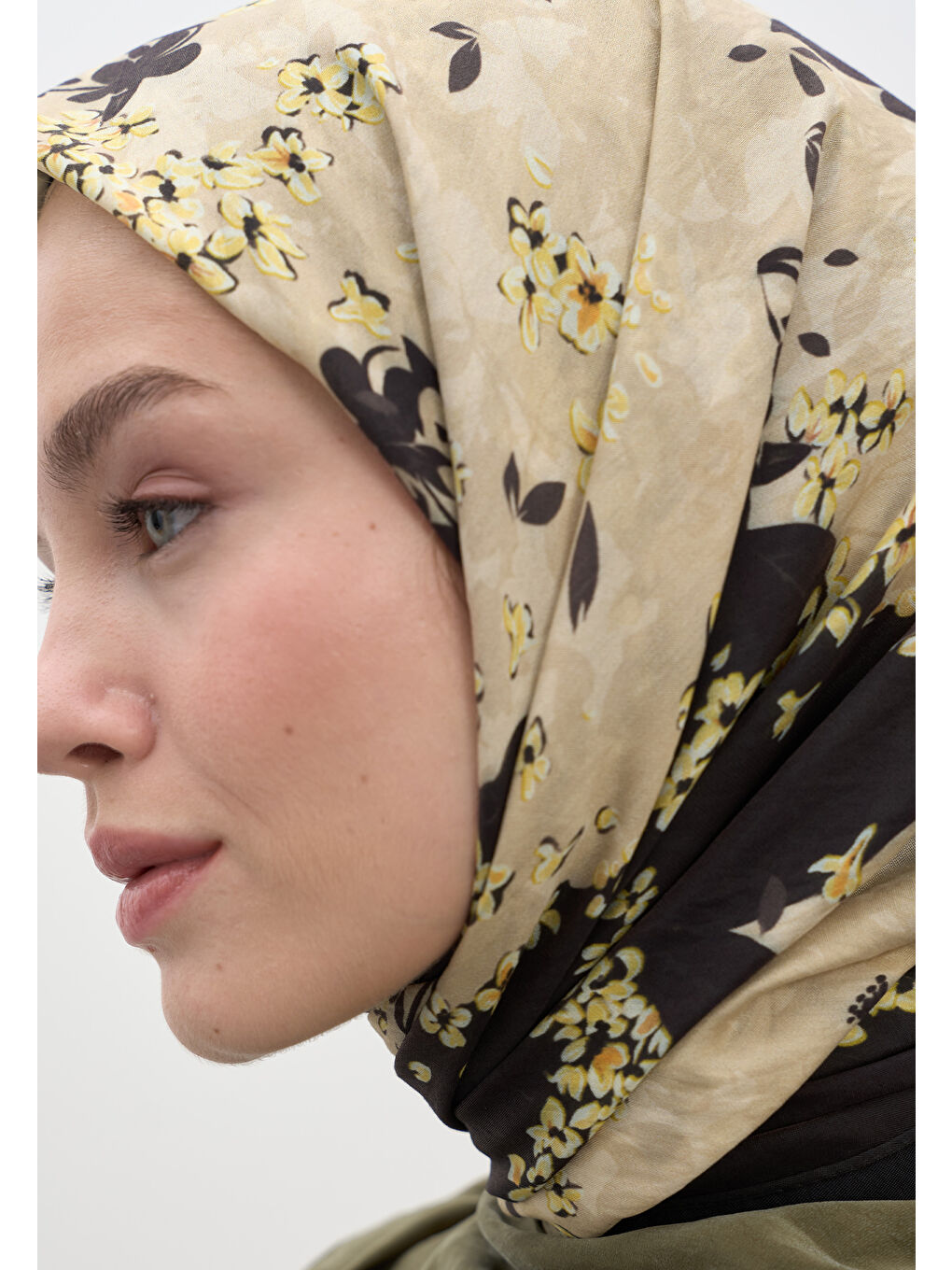 Tıny Plumerıa Desen Pamuklu Viskon Eşarp Siyah-3