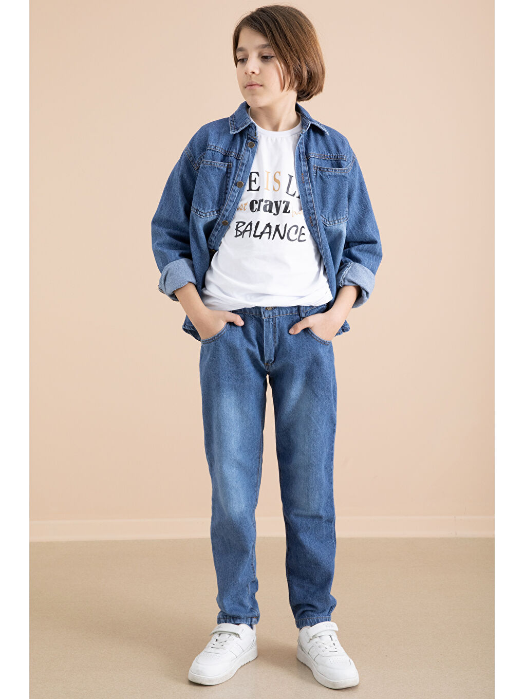 Mavi Düğmeli Jean Gömlekli Pantolonlu 3lü Erkek Çocuk Takım 19998