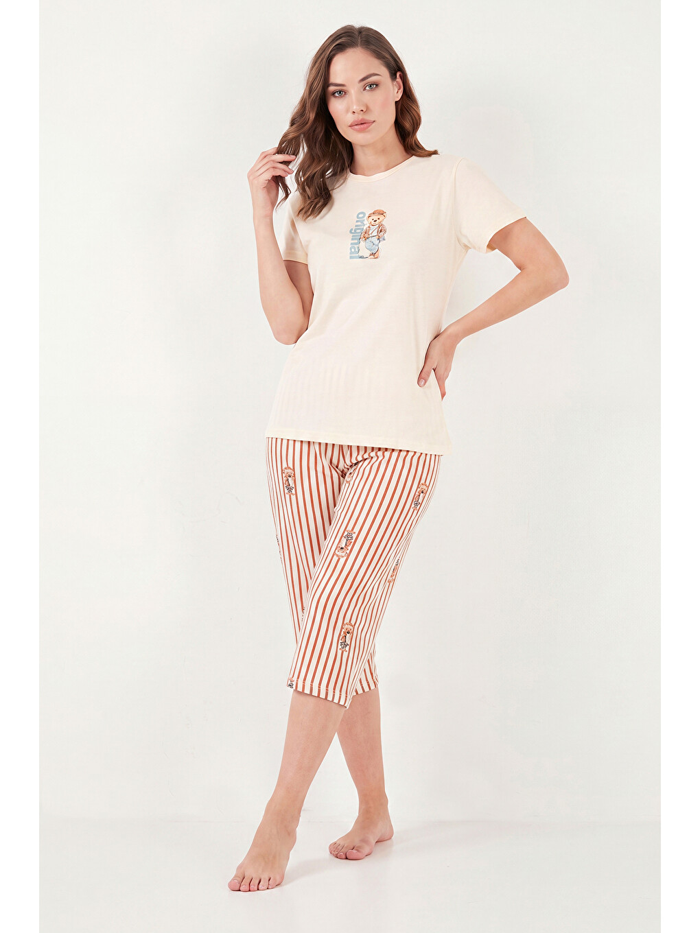 Bej Desenli Pamuklu Bisiklet Yaka Kaprili Pijama Takımı 65790787-3