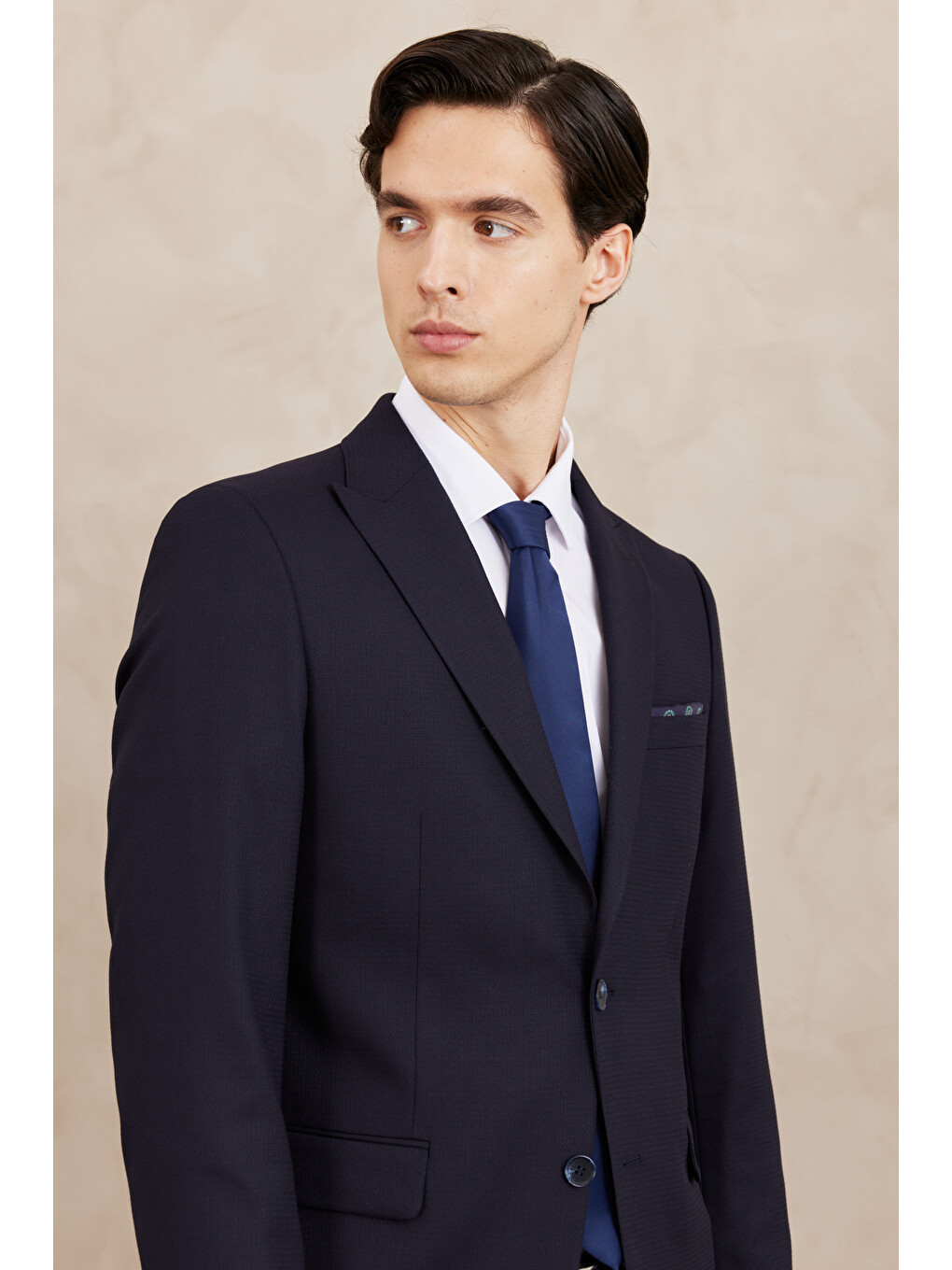 Erkek Lacivert Slim Fit Dar Kesim Kırlangıç Yaka Armürlü Takım Elbise