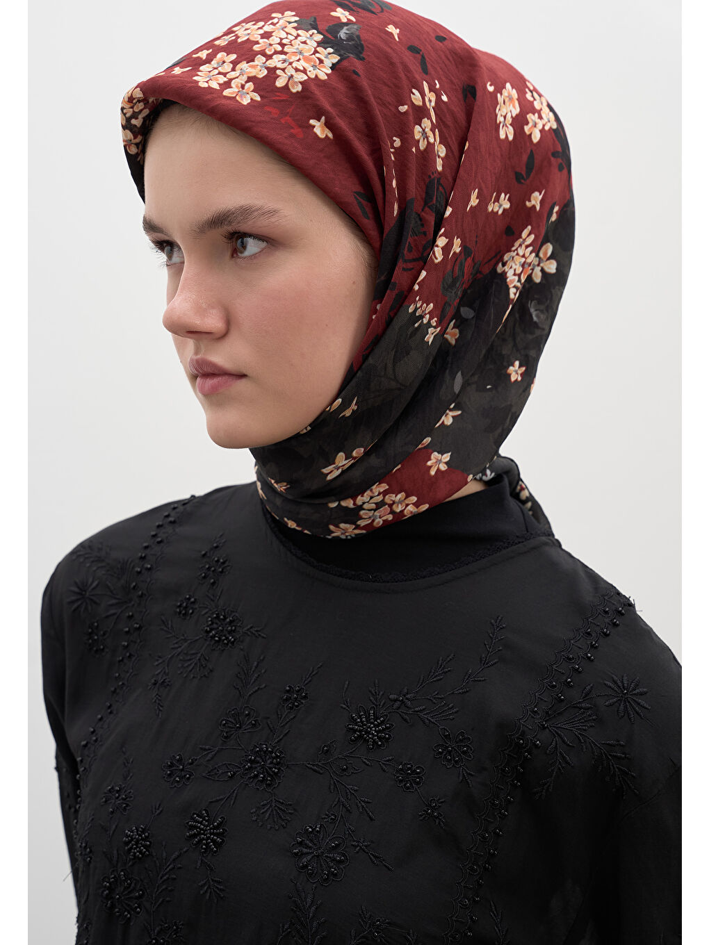 Tıny Plumerıa Desen Pamuklu Viskon Eşarp Kırmızı-2