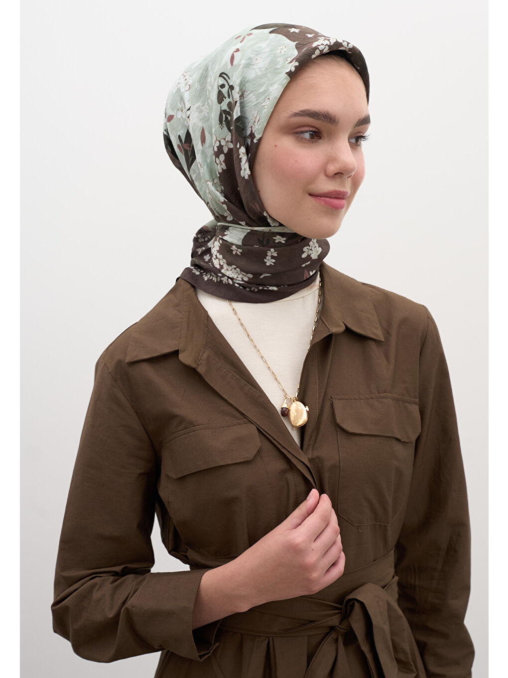 Kahverengi Tıny Plumerıa Desen Pamuklu Viskon Eşarp Tozlu Kahve-2