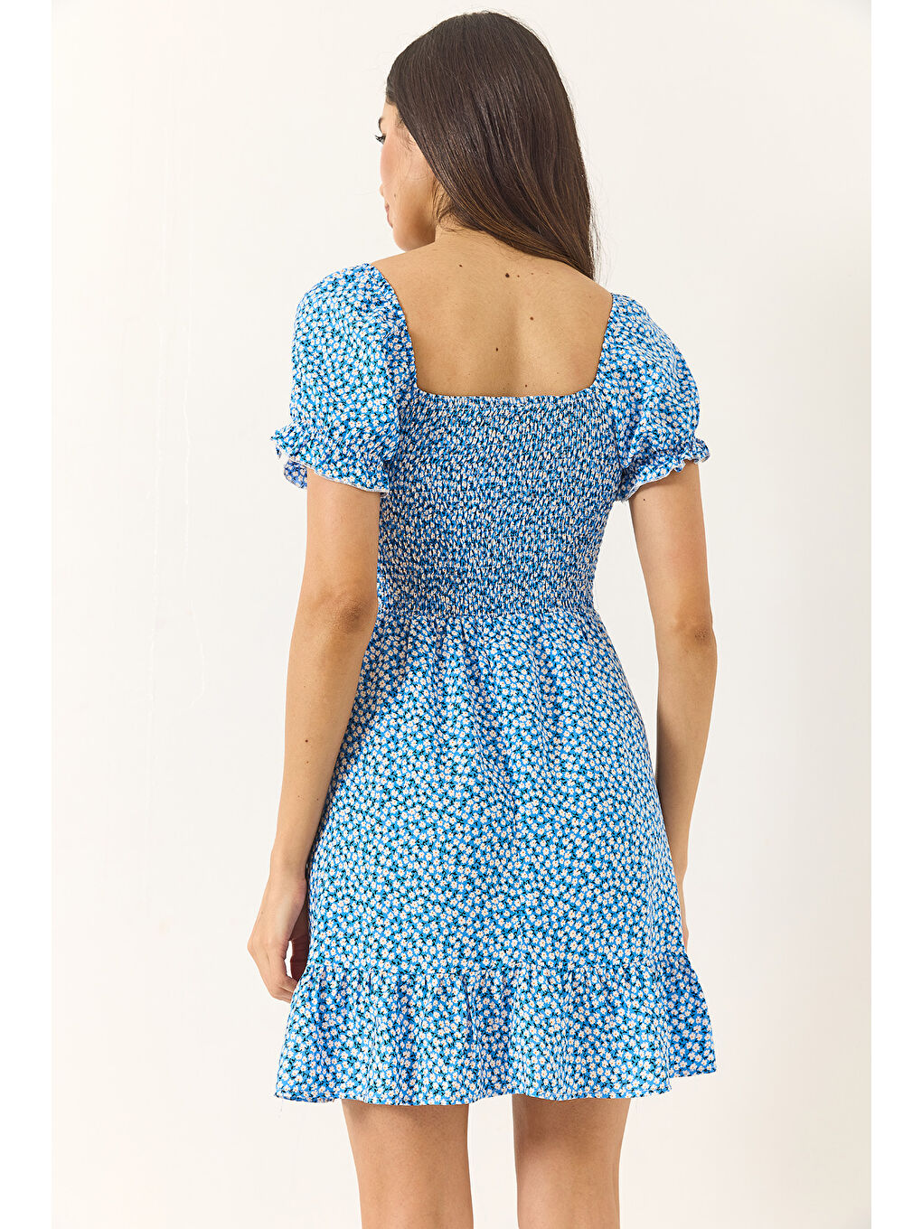 Mavi Kadın Papatya Desenli Karpuz Kollu Giperli Mini Viskon Elbise-7