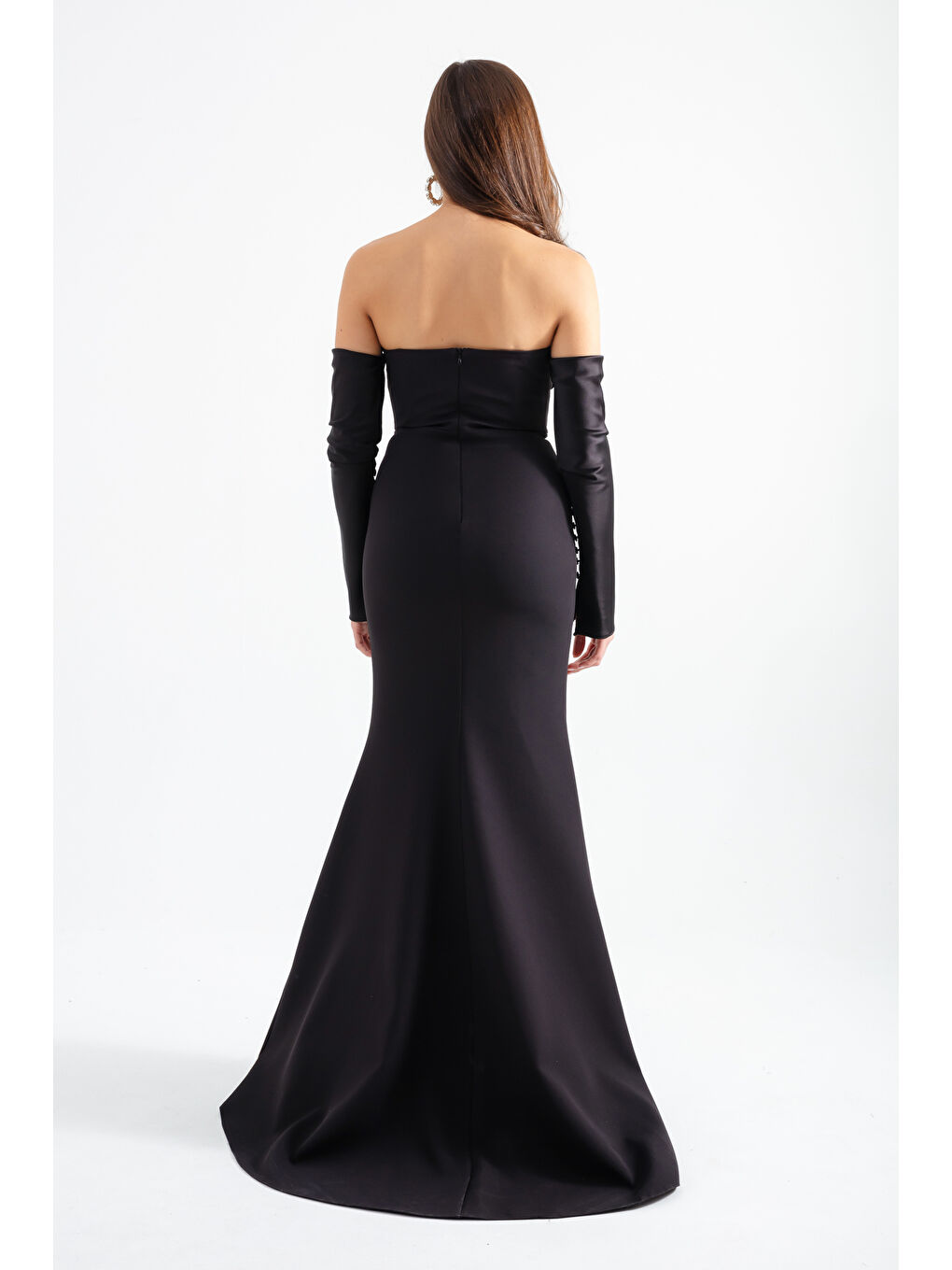 Kadın Siyah Yaka Detaylı Balık Abiye Elbise-4