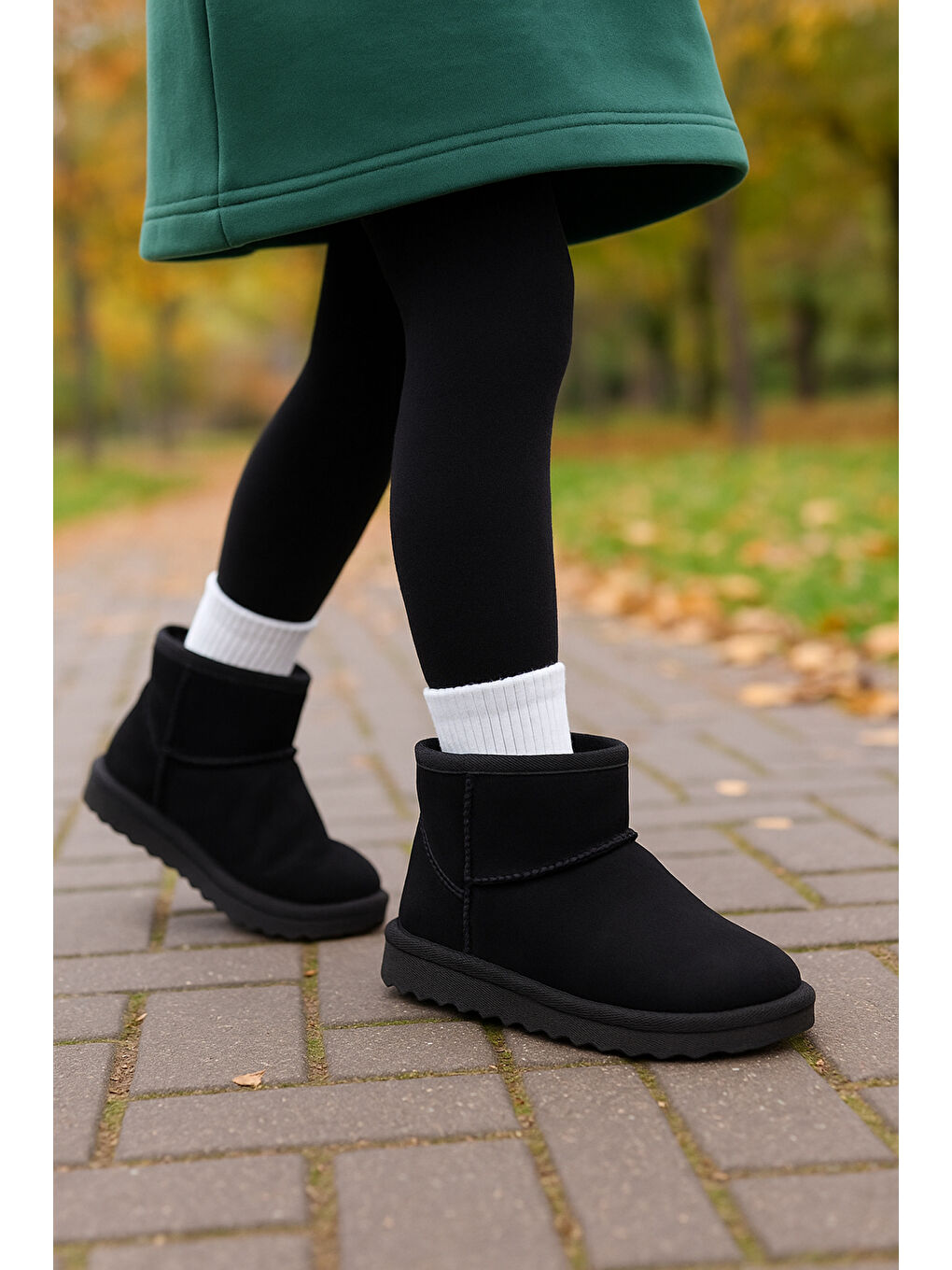 Siyah Retro İçi Kürklü Soğuk Geçirmez Çocuk Bot-3