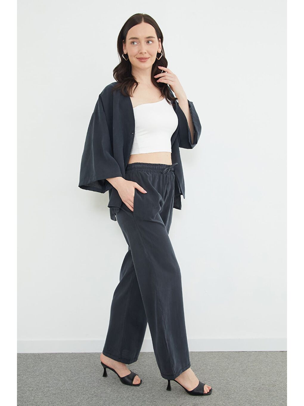 Siyah Beli Lastikli Cepli Palazzo Pantolon-1