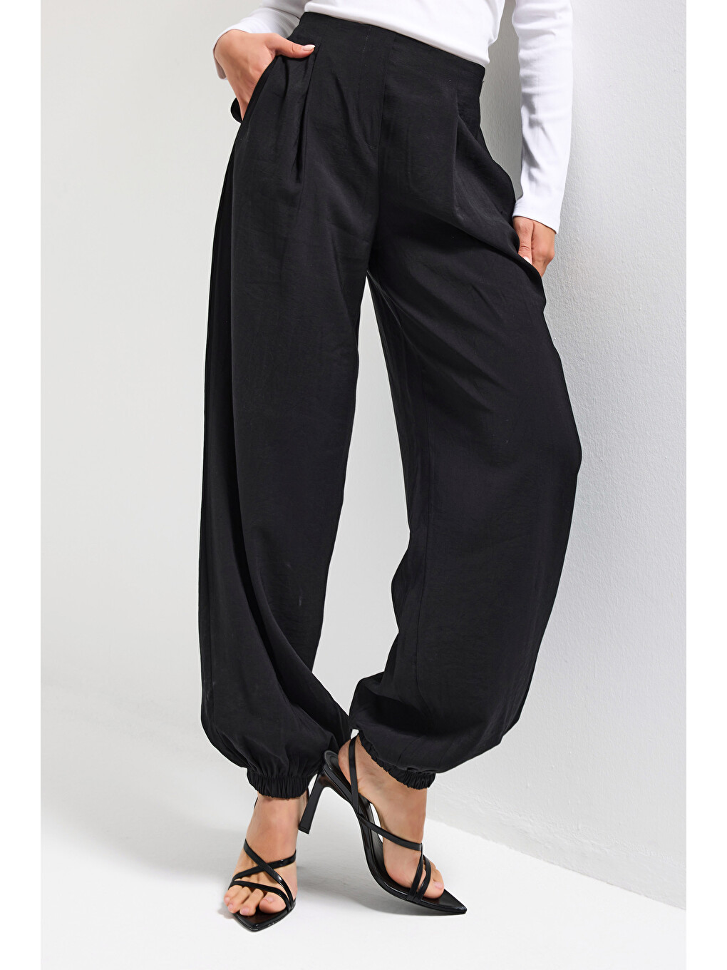 Kadın Siyah s6-1 Baggy Jogger Bol Kesim Pantolon