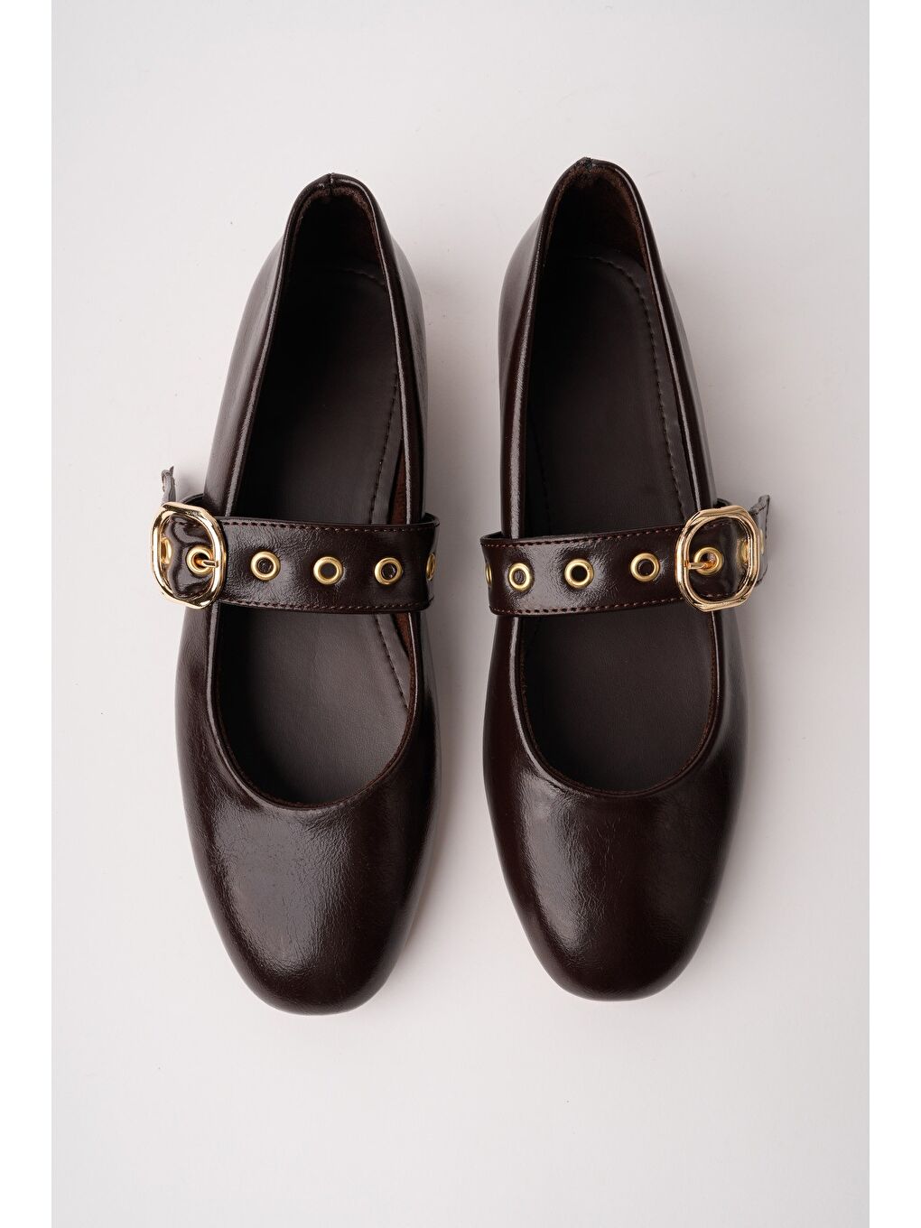 Kahverengi DAİSİE Gold Tokalı Kemerli Kadın Babet Ayakkabı