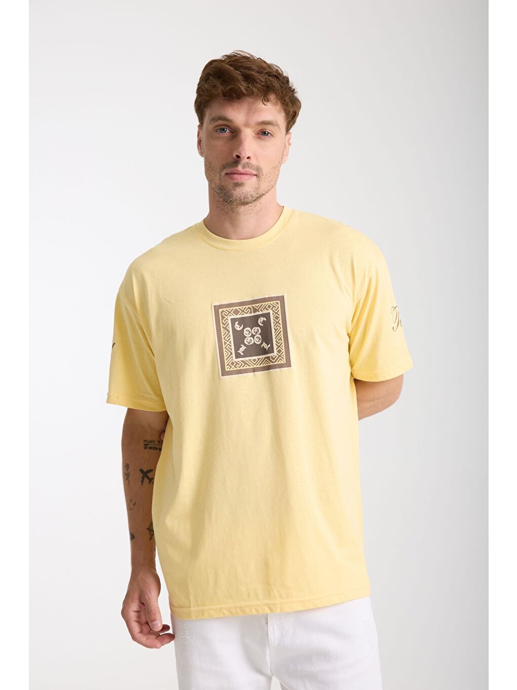 Erkek Sarı Cool Ön Ve Arka Baskılı Oversize Bisiklet Yaka Tişört-1