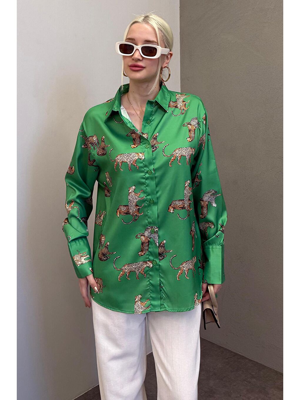 Leoparlı Yeşil Saten Gömlek Mg187-2