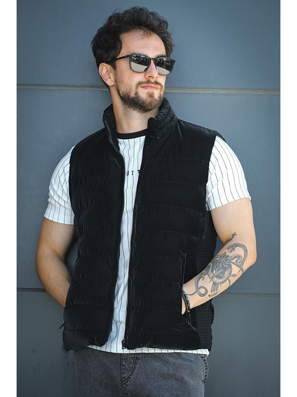 Siyah Lordy Örgü Detaylı Cepli Dik Yaka Nova Parlak Kumaş Erkek Şişme Yelek-1