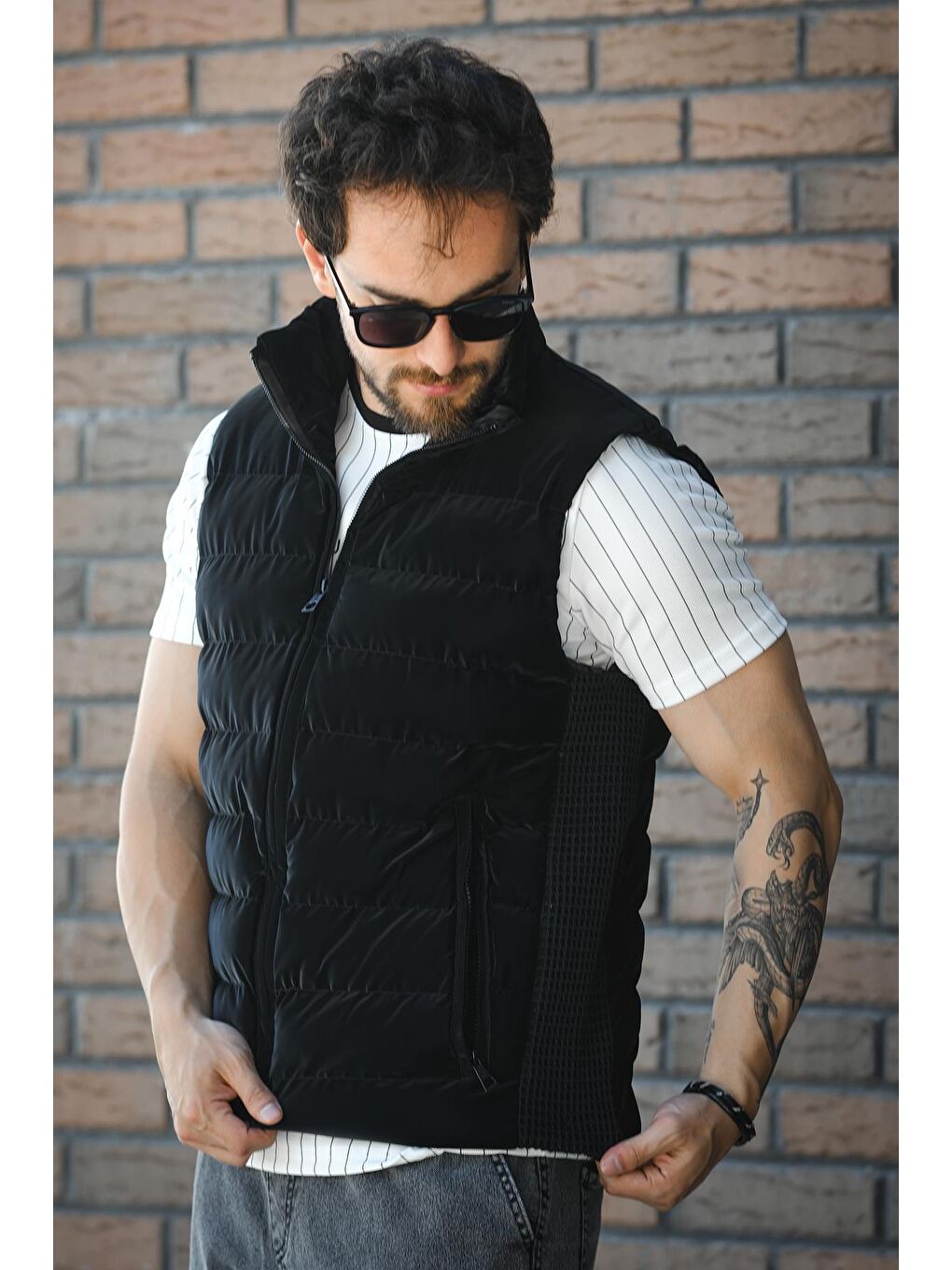 Siyah Lordy Örgü Detaylı Cepli Dik Yaka Nova Parlak Kumaş Erkek Şişme Yelek-4