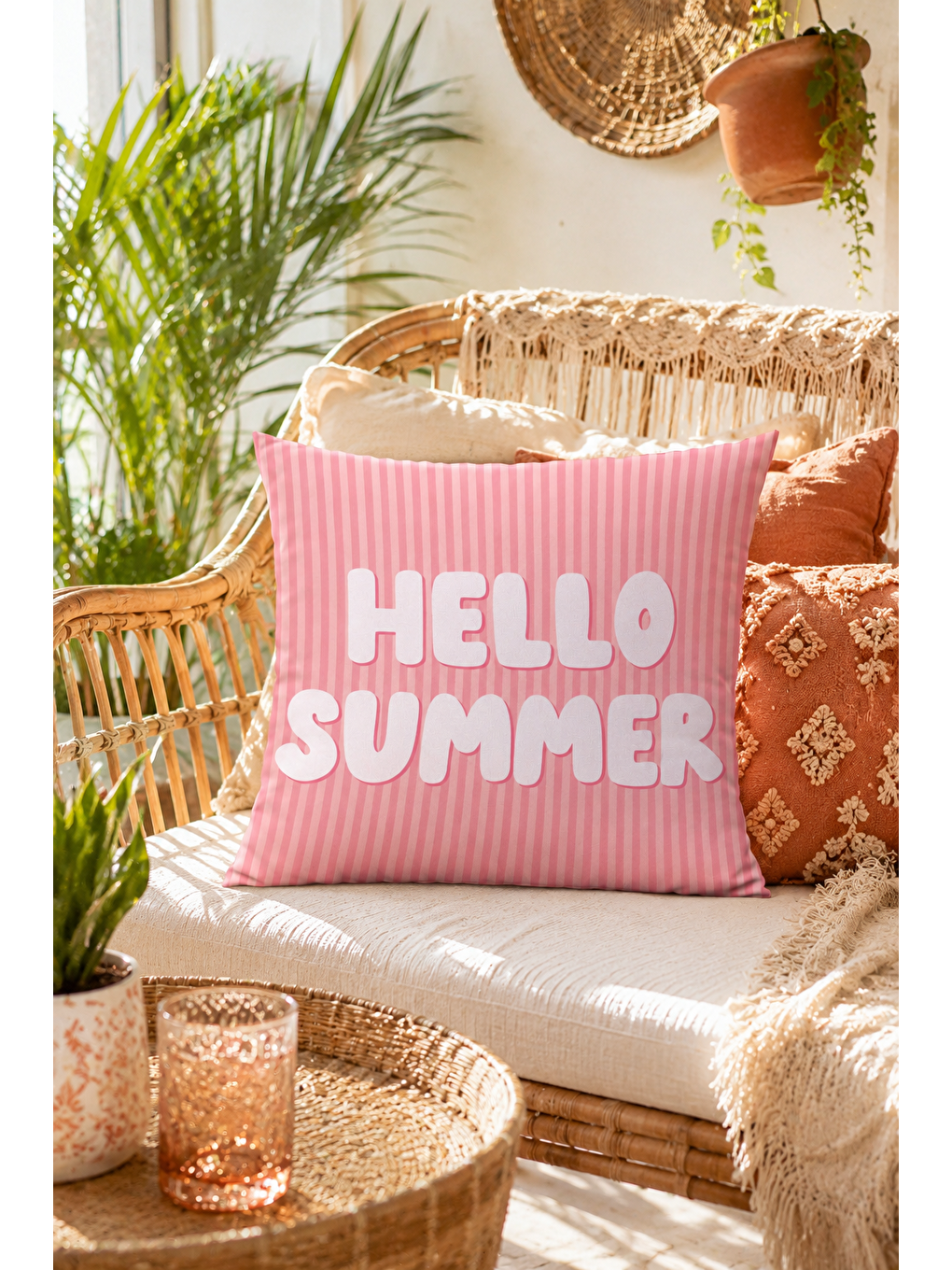 Beyaz Hello Summer Pembe Çizgili Yazı Baskılı Dekoratif Kırlent Kılıfı Yazlık Dekor 43x43 Cm-1