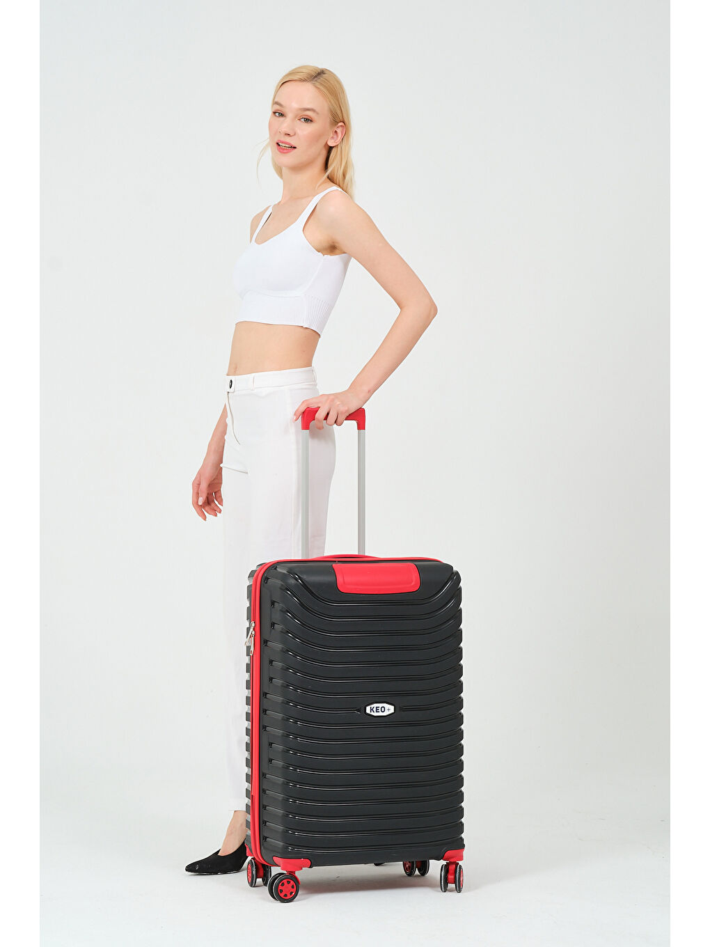 Orta Boy Siyah-Kırmızı PP Valiz-1