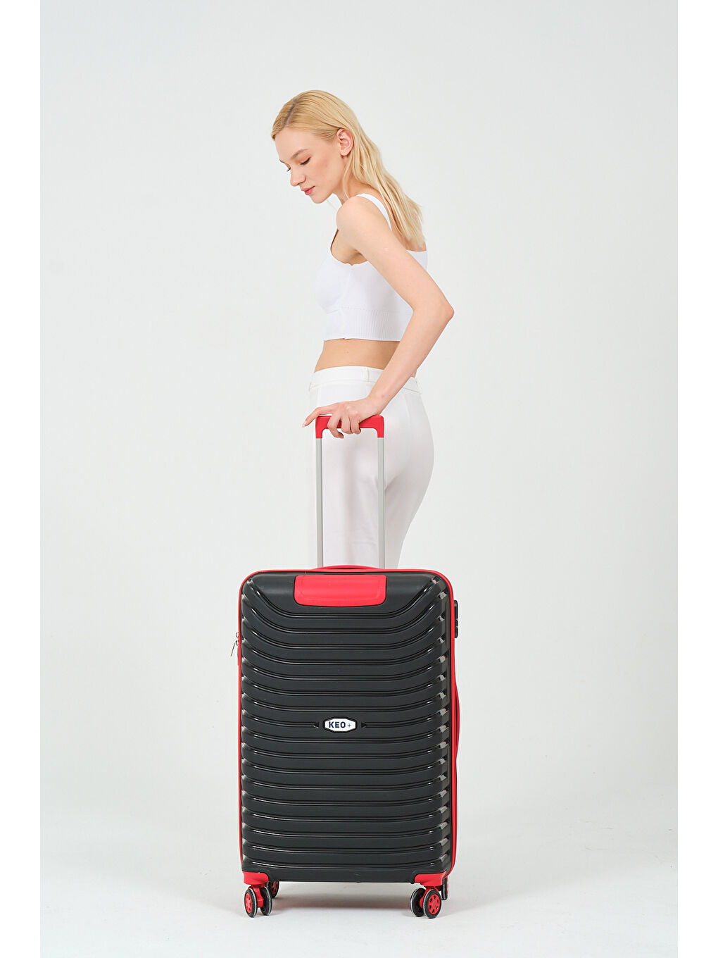 Orta Boy Siyah-Kırmızı PP Valiz-2