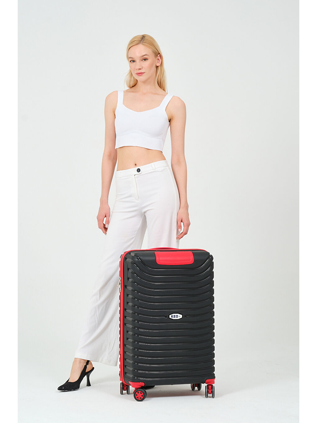 Orta Boy Siyah-Kırmızı PP Valiz-7