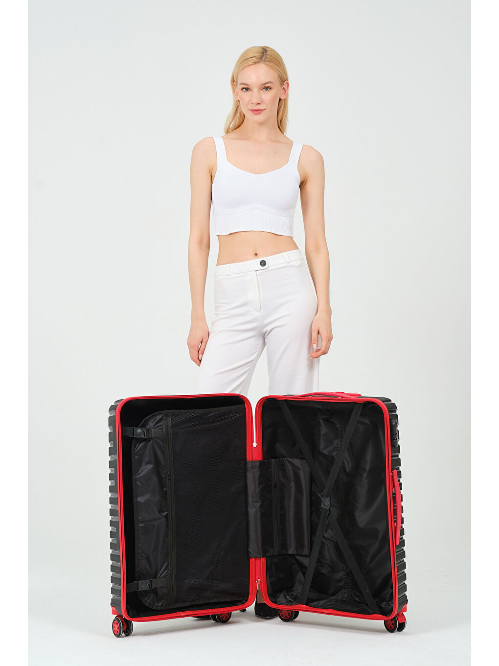 Orta Boy Siyah-Kırmızı PP Valiz-8