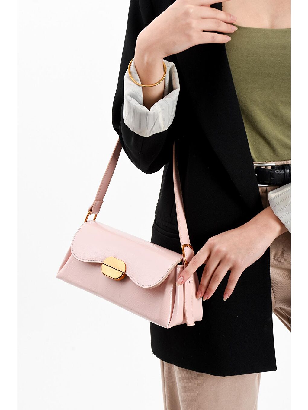 Pembe Noir Gold Tokalı Kadın Omuz Çantası BP-4857O-1