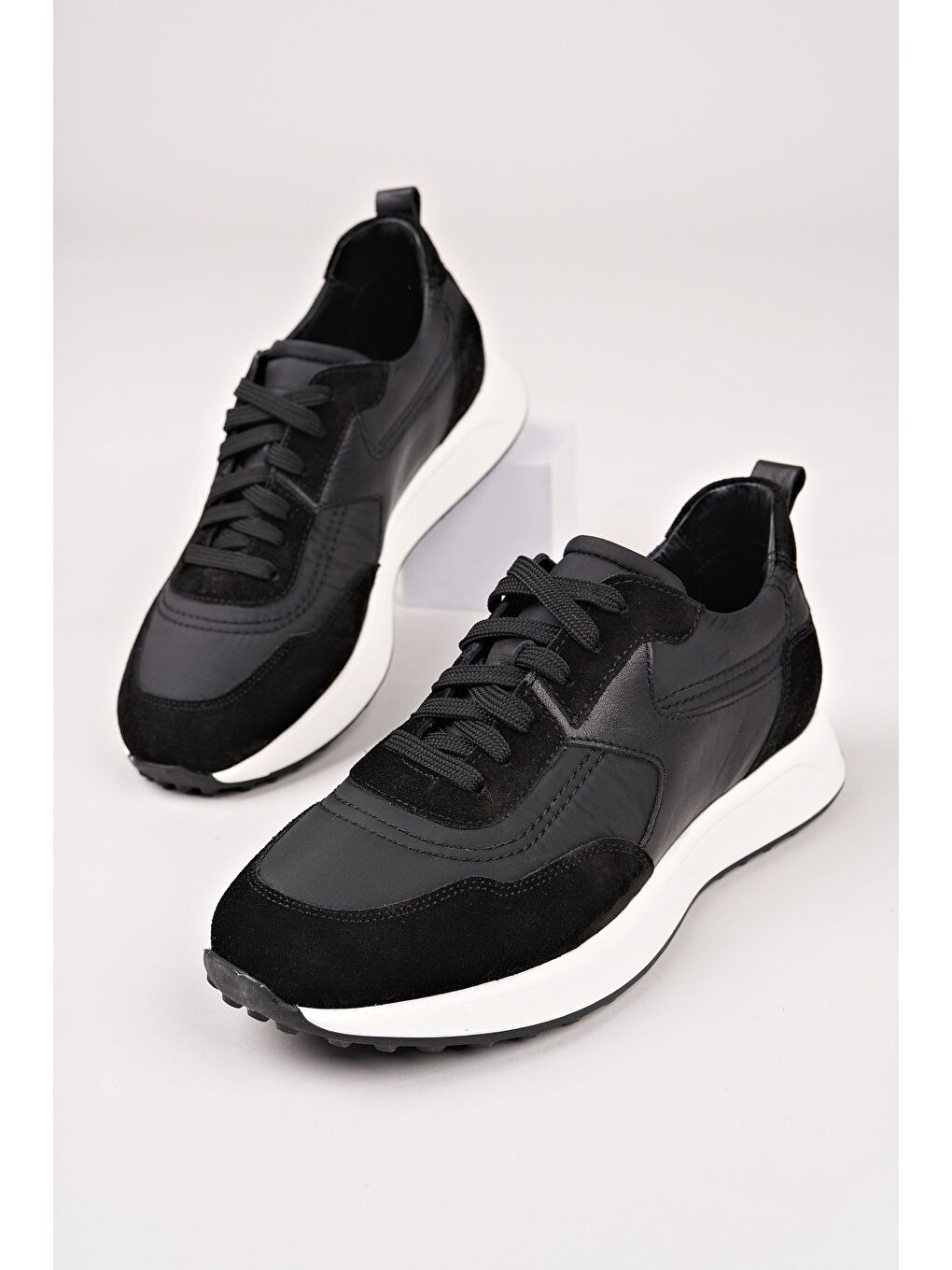 Siyah SVENSON Kalın Taban Bağcıklı Hakiki Deri Erkek Günlük Sneaker Spor Ayakkabı-1