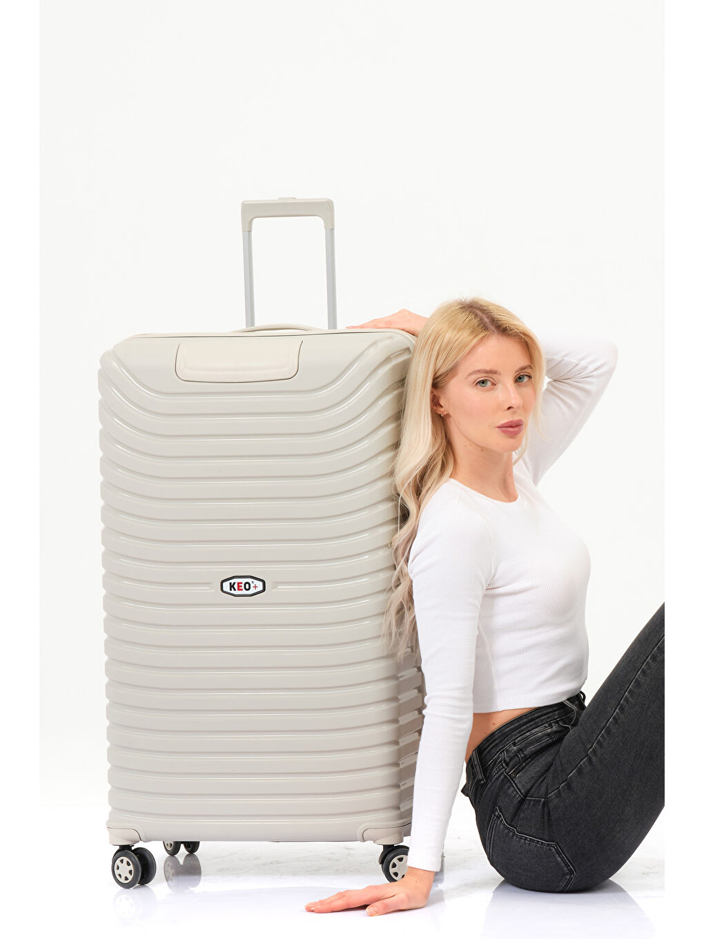 Ekru Büyük Boy Krem PP Valiz-10