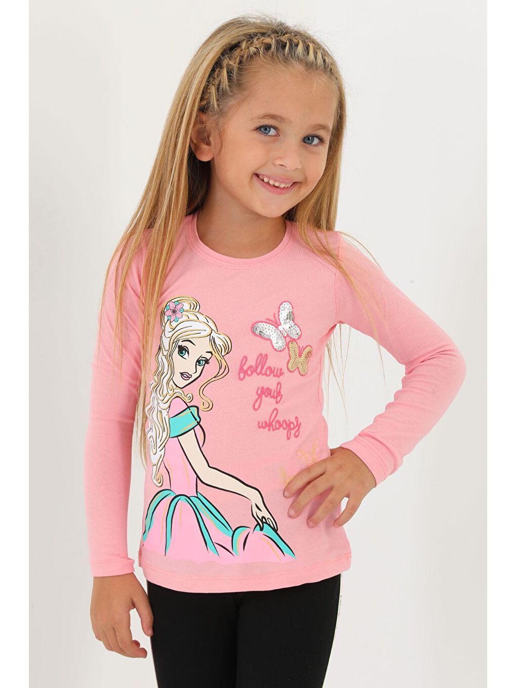 Pembe Bisiklet Yaka Uzun Kol Nakış Işlemeli Pul Detaylı Somon Renk Kız Çocuk Tshirt