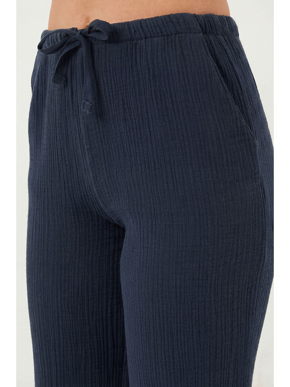 Lacivert Pamuklu Relaxed Fit Geniş Paça Müslim Kadın Pantolon 668YP5502-5