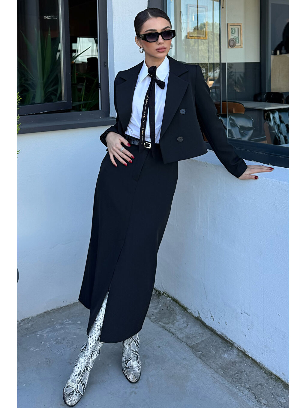 Siyah Kadın Crop Ceket Etek İkili Takım