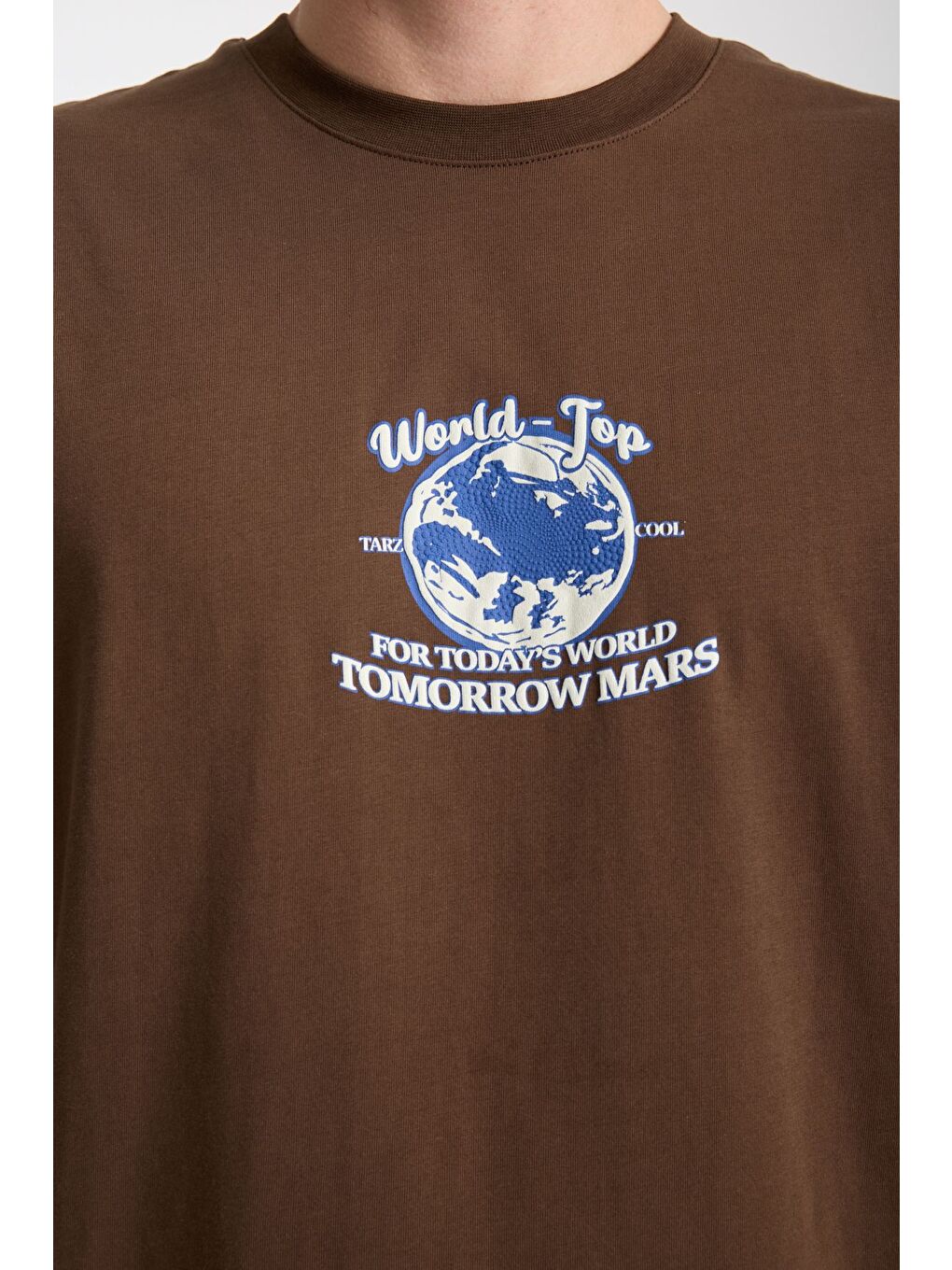 Erkek Kahverengi World Ön Ve Arka Baskılı Oversize Bisiklet Yaka Tişört-3